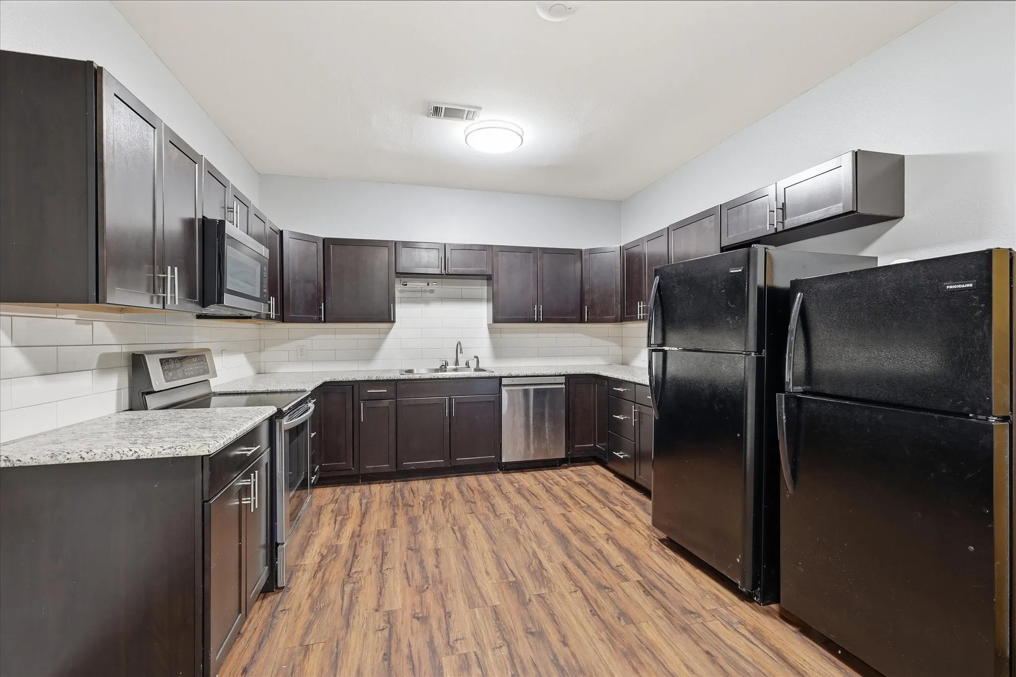 Office For Rent in Tarrant County , 1309 Washington, Fort Worth, Texas 76104, 0, 0, Garage spaces, 0 Sqft, built in 1985, mls#21306520, Real Estate Agent in Fort Worth, Homes For Rent in Tarrant county, Homes For Rent in Fort Worth, Realtor in Fort Worth Texas, Real Estate Brokerage Independent Realty Texas, Luminita Cordes Realtor
