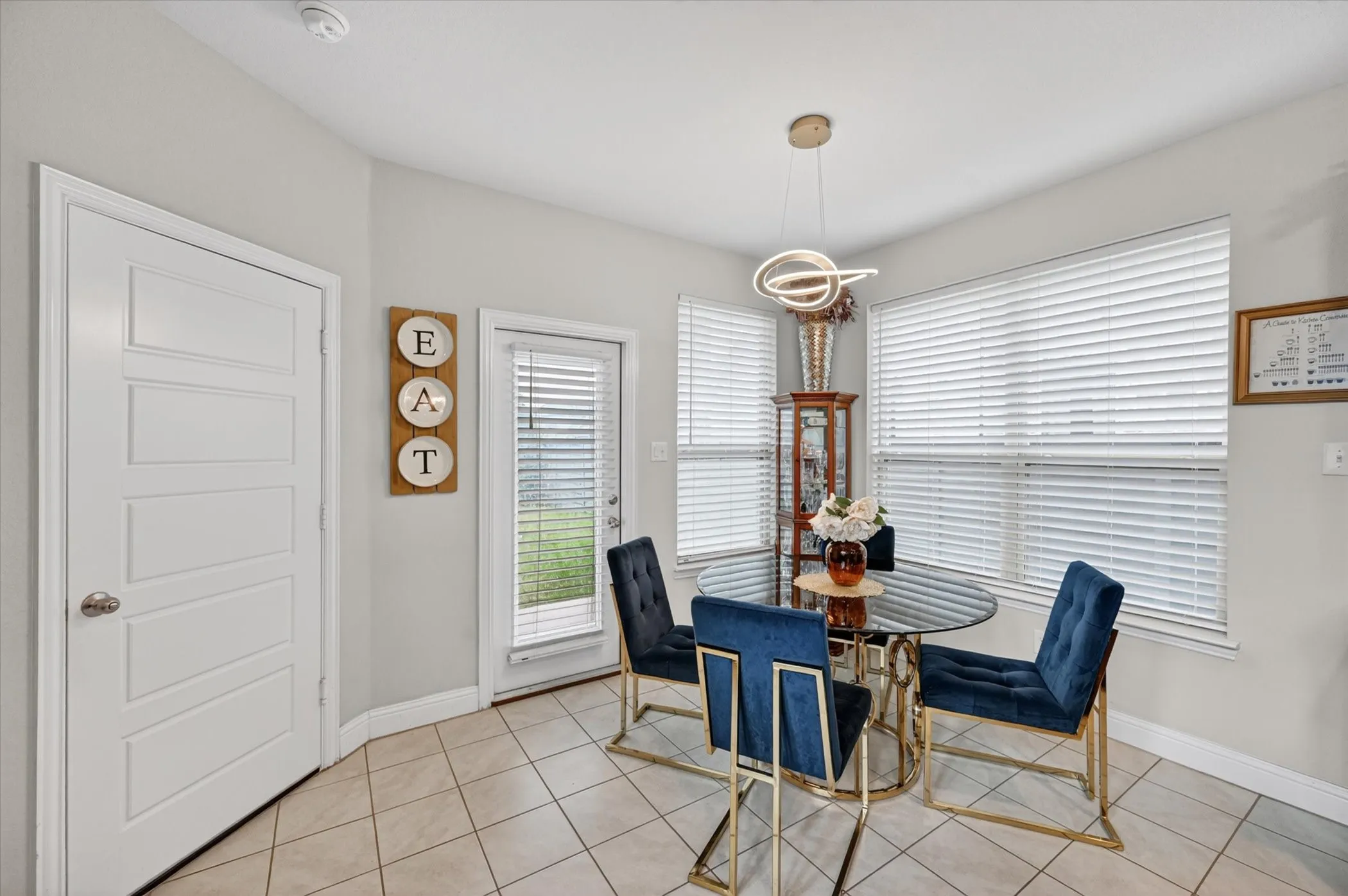 Single Family Residence For Rent in Denton County , 7213 Willow Thorne Drive, Little Elm, Texas 76227, 3 Bedrooms, 2 Bathrooms, 2 Garage spaces, 2,334 Sqft, built in 2019, Price $2,500, mls#21300773, Real Estate Agent in Little Elm, Homes For Rent in Denton county, Homes For Rent in Little Elm, Realtor in Little Elm Texas, Real Estate Brokerage Independent Realty Texas, Luminita Cordes Realtor