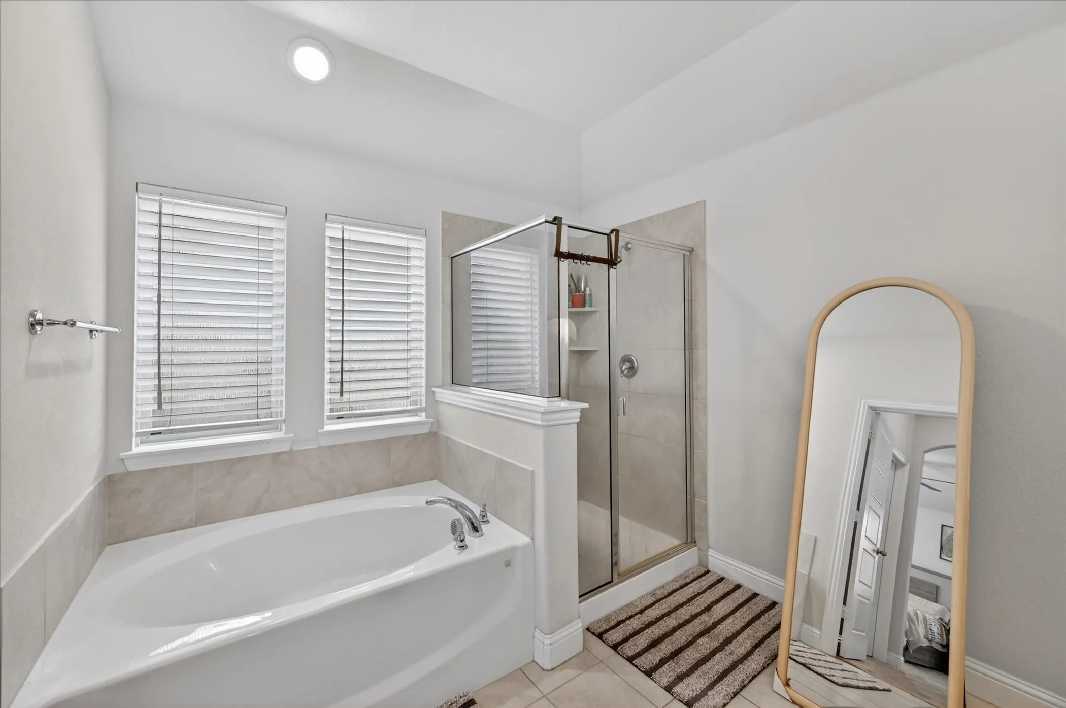 Single Family Residence For Rent in Denton County , 7213 Willow Thorne Drive, Little Elm, Texas 76227, 3 Bedrooms, 2 Bathrooms, 2 Garage spaces, 2,334 Sqft, built in 2019, Price $2,500, mls#21300773, Real Estate Agent in Little Elm, Homes For Rent in Denton county, Homes For Rent in Little Elm, Realtor in Little Elm Texas, Real Estate Brokerage Independent Realty Texas, Luminita Cordes Realtor