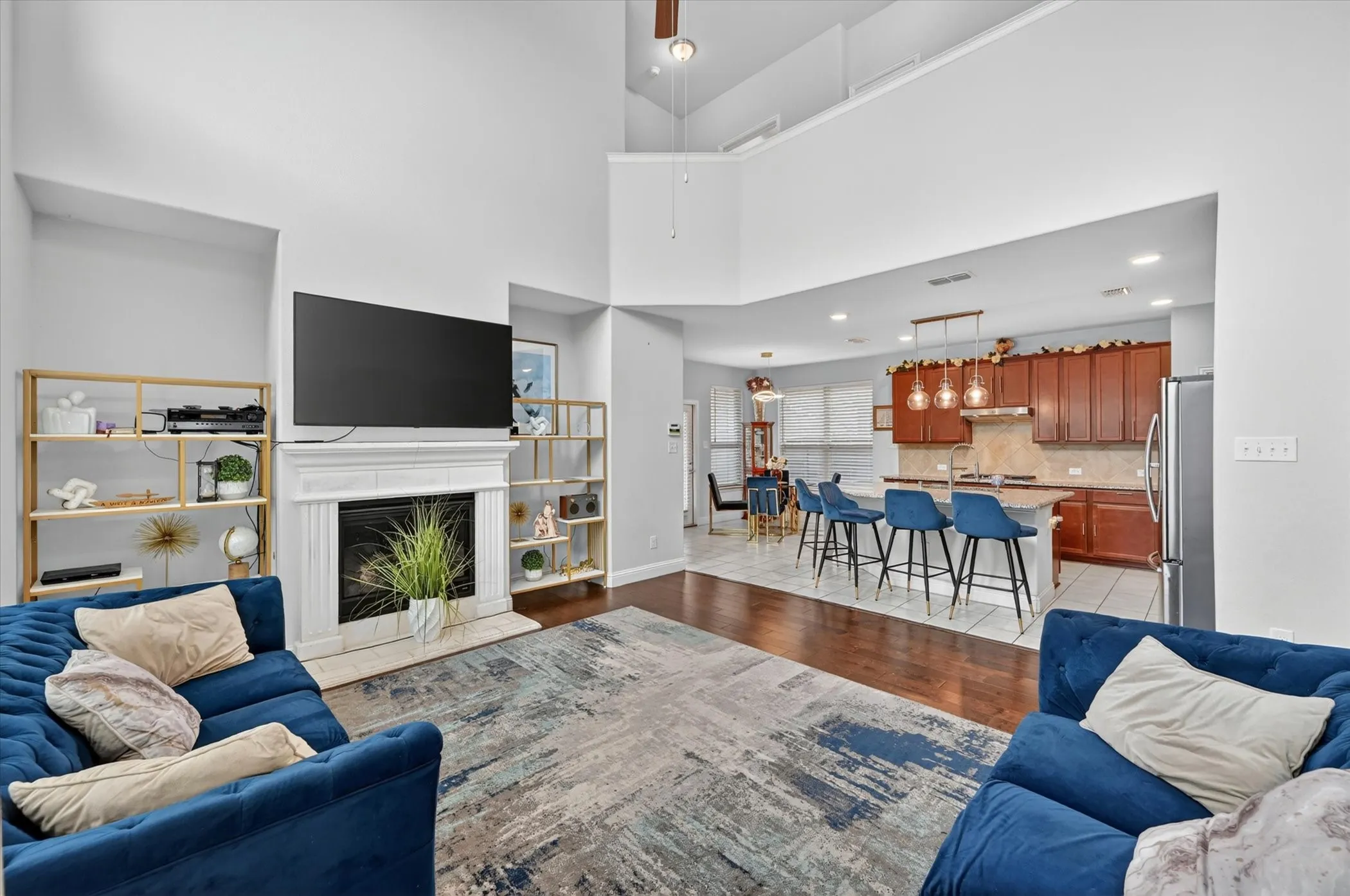 Single Family Residence For Rent in Denton County , 7213 Willow Thorne Drive, Little Elm, Texas 76227, 3 Bedrooms, 2 Bathrooms, 2 Garage spaces, 2,334 Sqft, built in 2019, Price $2,500, mls#21300773, Real Estate Agent in Little Elm, Homes For Rent in Denton county, Homes For Rent in Little Elm, Realtor in Little Elm Texas, Real Estate Brokerage Independent Realty Texas, Luminita Cordes Realtor