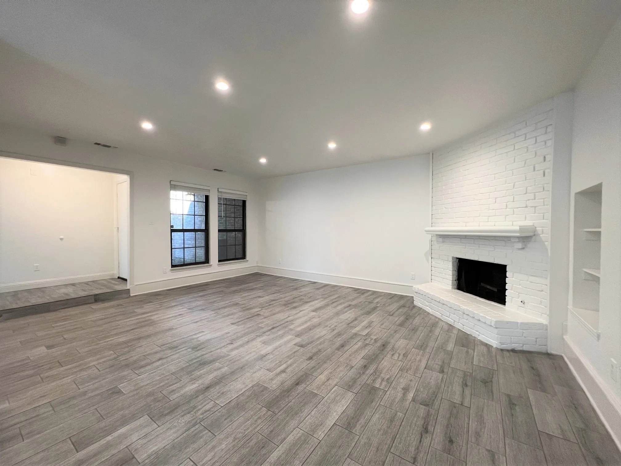 Duplex For Rent in Dallas County , 9408 Summerhill Lane, Dallas, Texas 75238, 3 Bedrooms, 3 Bathrooms, 2 Garage spaces, 2,142 Sqft, built in 1978, Price $2,995, mls#21306840, Real Estate Agent in Dallas, Homes For Rent in Dallas county, Homes For Rent in Dallas, Realtor in Dallas Texas, Real Estate Brokerage Independent Realty Texas, Luminita Cordes Realtor