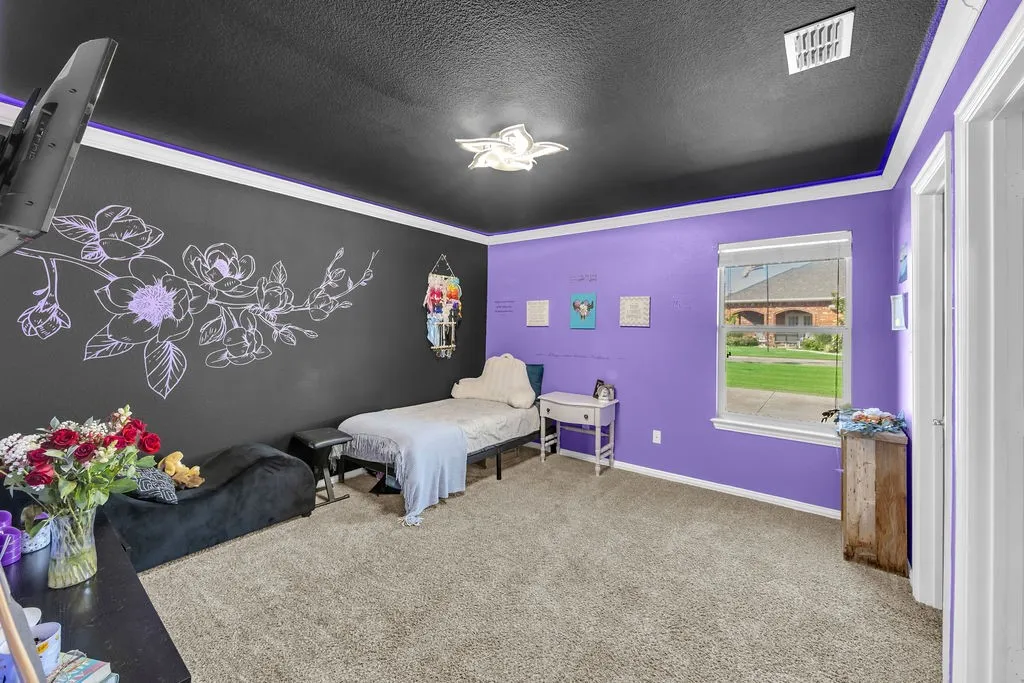 Single Family Residence For Sale in Hunt County , 1068 Oak Creek Circle, Royse City, Texas 75189, 5 Bedroom, 3 Bathroom, 4 Garage spaces, 2,988 Sqft, built in 2006, mls#21305435, Real Estate Agent in Royse City, Homes For Sale in Hunt county, Homes For Sale in Royse City, Realtor in Royse City Texas, Real Estate Brokerage Independent Realty Texas, Luminita Cordes Realtor