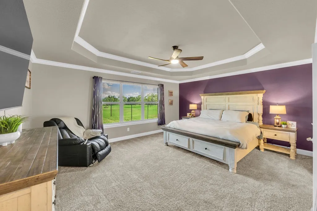 Single Family Residence For Sale in Hunt County , 1068 Oak Creek Circle, Royse City, Texas 75189, 5 Bedroom, 3 Bathroom, 4 Garage spaces, 2,988 Sqft, built in 2006, mls#21305435, Real Estate Agent in Royse City, Homes For Sale in Hunt county, Homes For Sale in Royse City, Realtor in Royse City Texas, Real Estate Brokerage Independent Realty Texas, Luminita Cordes Realtor