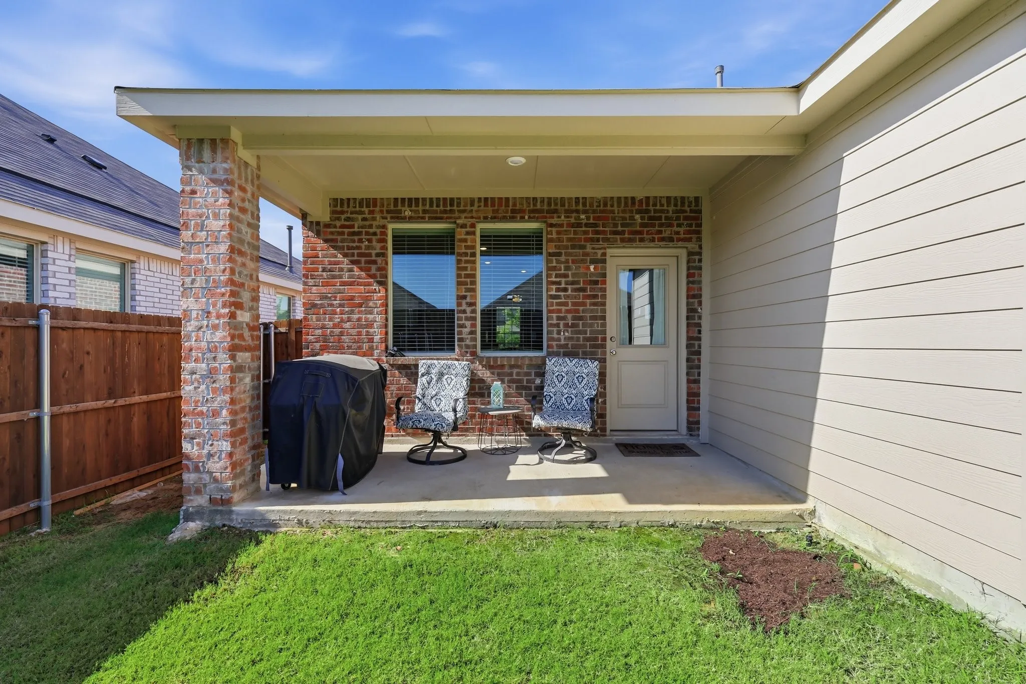 Single Family Residence For Sale in Denton County , 3012 Paruament Drive, Denton, Texas 76207, 3 Bedroom, 2 Bathroom, 2 Garage spaces, 1,441 Sqft, built in 2022, mls#21306868, Real Estate Agent in Denton, Homes For Sale in Denton county, Homes For Sale in Denton, Realtor in Denton Texas, Real Estate Brokerage Independent Realty Texas, Luminita Cordes Realtor