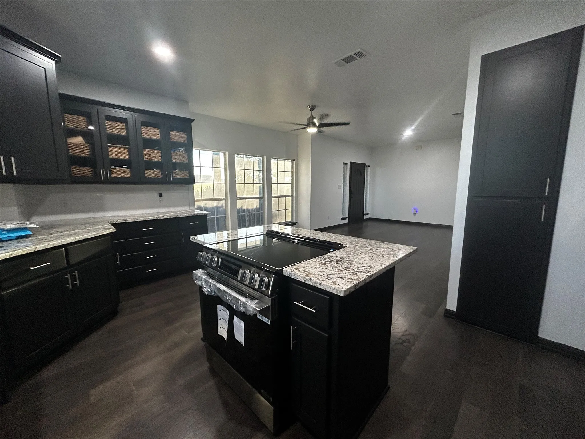 Single Family Residence For Sale in Johnson County , 2000 County Road 1123, Godley, Texas 76044, 4 Bedroom, 2 Bathroom, 2 Garage spaces, 2,158 Sqft, built in 2003, mls#21306896, Real Estate Agent in Godley, Homes For Sale in Johnson county, Homes For Sale in Godley, Realtor in Godley Texas, Real Estate Brokerage Independent Realty Texas, Luminita Cordes Realtor
