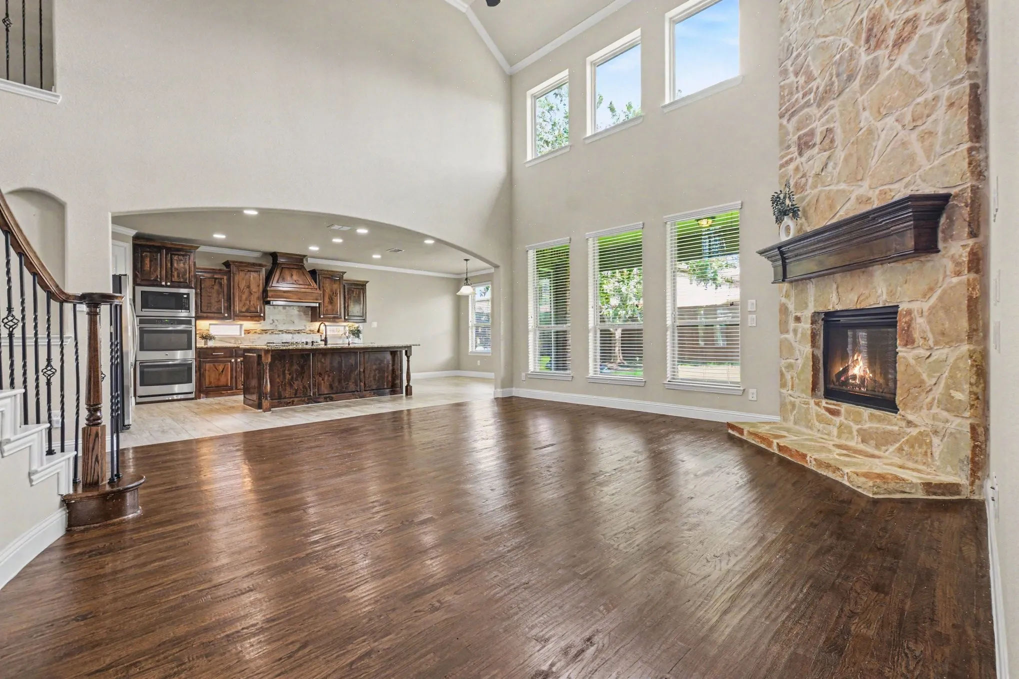 Single Family Residence For Sale in Collin County , 14759 Huffman Lane, Frisco, Texas 75035, 4 Bedroom, 4 Bathroom, 3 Garage spaces, 3,546 Sqft, built in 2014, mls#21301825, Real Estate Agent in Frisco, Homes For Sale in Collin county, Homes For Sale in Frisco, Realtor in Frisco Texas, Real Estate Brokerage Independent Realty Texas, Luminita Cordes Realtor