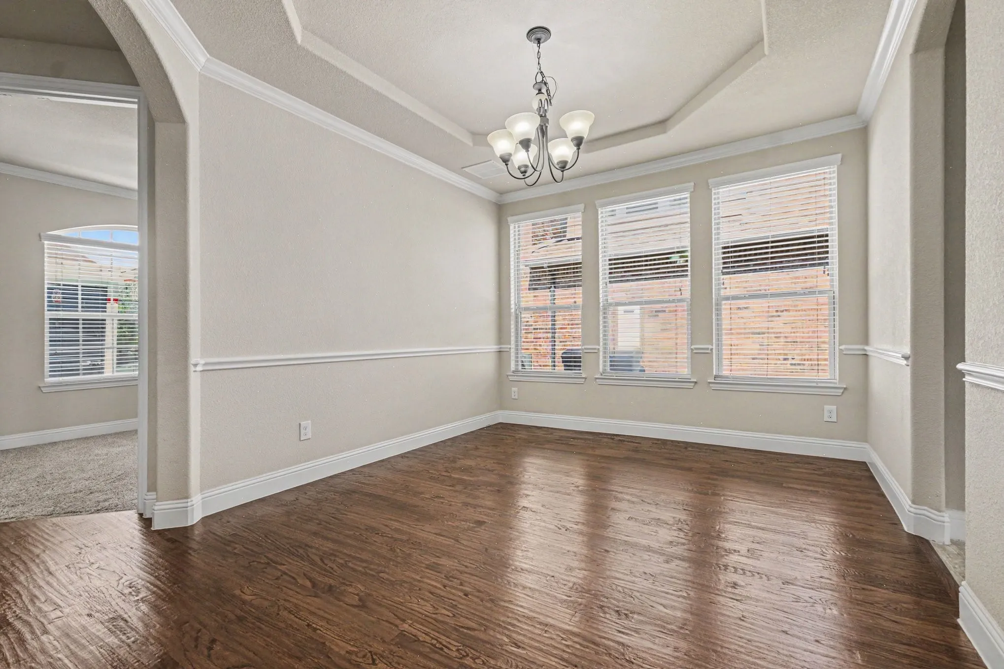 Single Family Residence For Sale in Collin County , 14759 Huffman Lane, Frisco, Texas 75035, 4 Bedroom, 4 Bathroom, 3 Garage spaces, 3,546 Sqft, built in 2014, mls#21301825, Real Estate Agent in Frisco, Homes For Sale in Collin county, Homes For Sale in Frisco, Realtor in Frisco Texas, Real Estate Brokerage Independent Realty Texas, Luminita Cordes Realtor