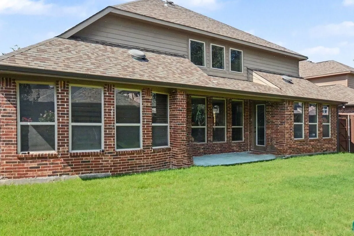 Single Family Residence For Sale in Collin County , 14759 Huffman Lane, Frisco, Texas 75035, 4 Bedroom, 4 Bathroom, 3 Garage spaces, 3,546 Sqft, built in 2014, mls#21301825, Real Estate Agent in Frisco, Homes For Sale in Collin county, Homes For Sale in Frisco, Realtor in Frisco Texas, Real Estate Brokerage Independent Realty Texas, Luminita Cordes Realtor