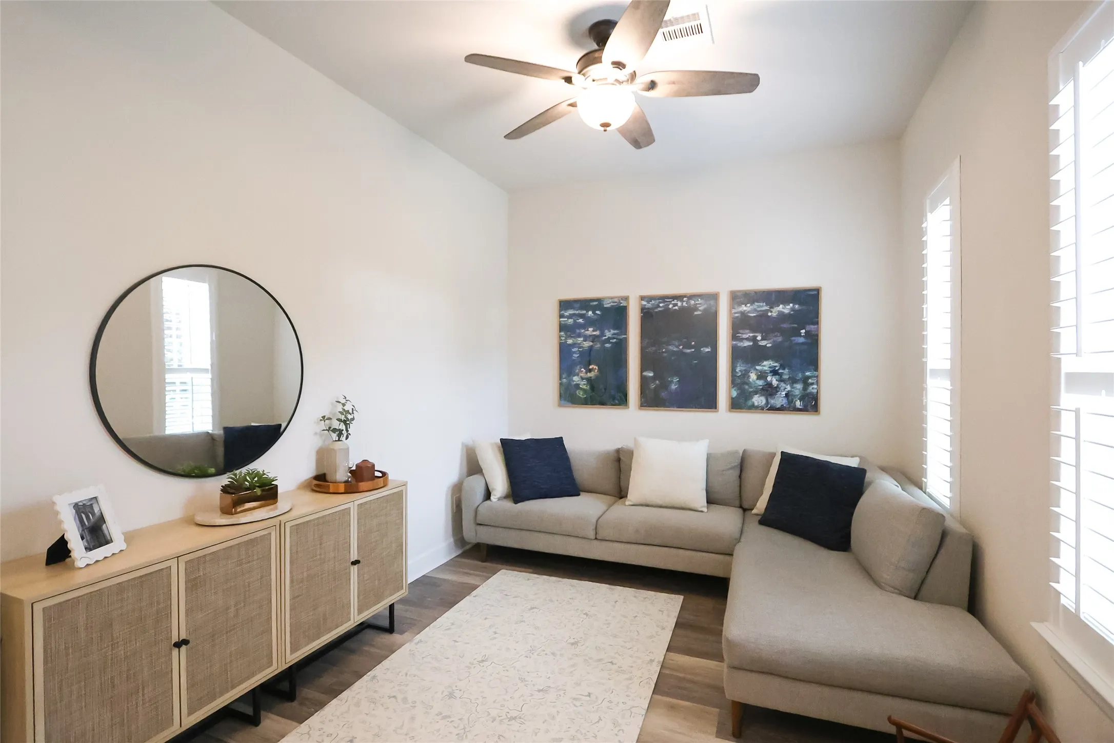 Single Family Residence For Sale in Tarrant County , 2724 Stadium View Drive, Fort Worth, Texas 76118, 3 Bedroom, 2 Bathroom, 2 Garage spaces, 1,980 Sqft, built in 2020, mls#21305698, Real Estate Agent in Fort Worth, Homes For Sale in Tarrant county, Homes For Sale in Fort Worth, Realtor in Fort Worth Texas, Real Estate Brokerage Independent Realty Texas, Luminita Cordes Realtor