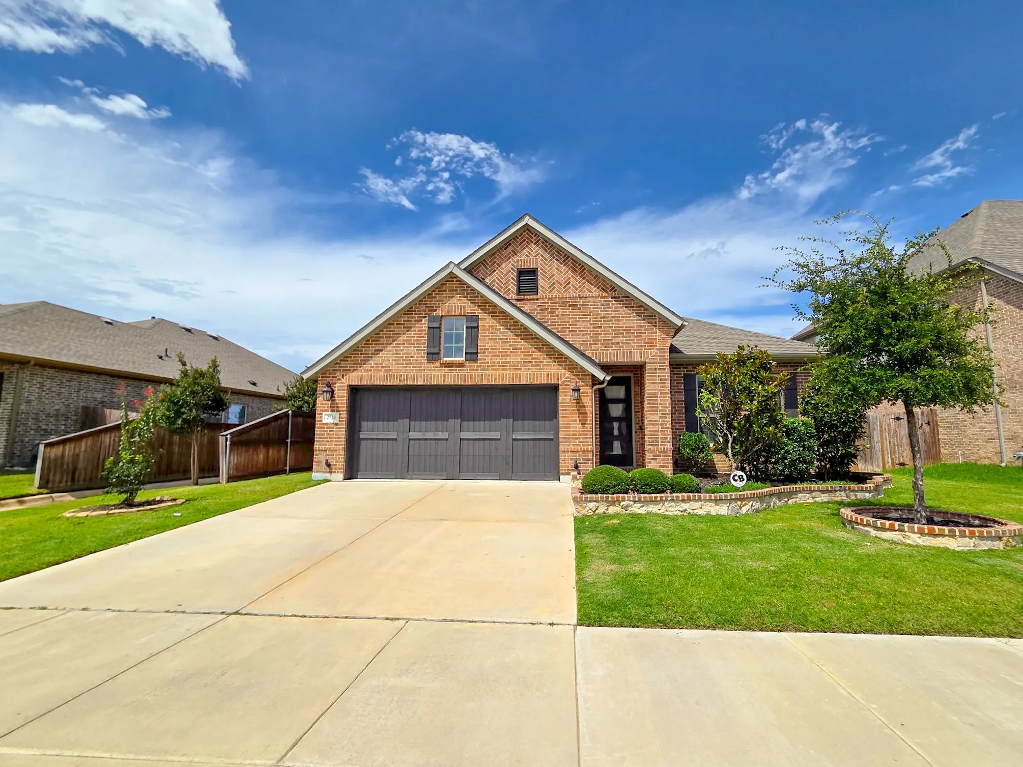 Single Family Residence For Sale in Tarrant County , 2724 Stadium View Drive, Fort Worth, Texas 76118, 3 Bedroom, 2 Bathroom, 2 Garage spaces, 1,980 Sqft, built in 2020, mls#21305698, Real Estate Agent in Fort Worth, Homes For Sale in Tarrant county, Homes For Sale in Fort Worth, Realtor in Fort Worth Texas, Real Estate Brokerage Independent Realty Texas, Luminita Cordes Realtor