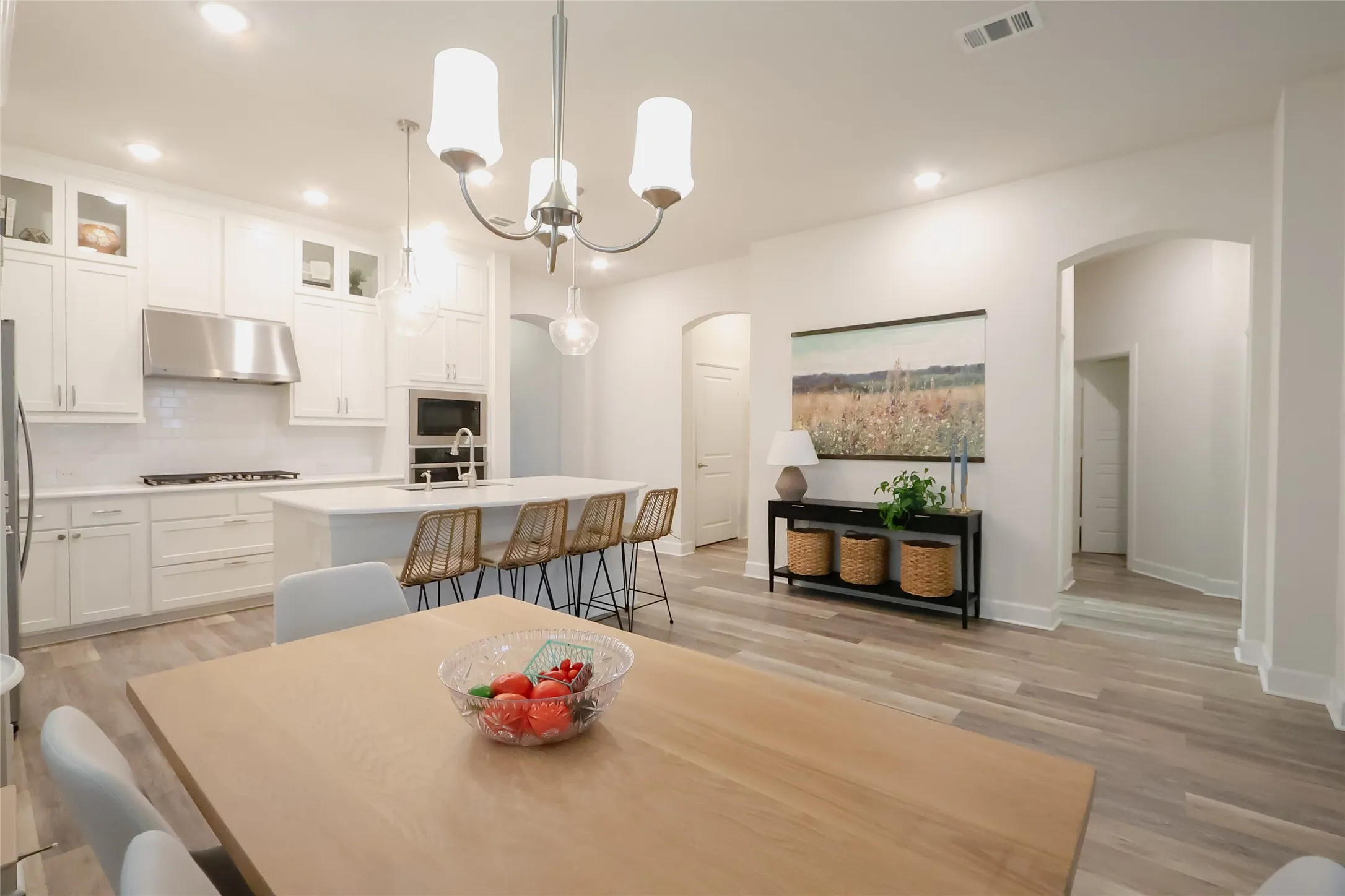 Single Family Residence For Sale in Tarrant County , 2724 Stadium View Drive, Fort Worth, Texas 76118, 3 Bedroom, 2 Bathroom, 2 Garage spaces, 1,980 Sqft, built in 2020, mls#21305698, Real Estate Agent in Fort Worth, Homes For Sale in Tarrant county, Homes For Sale in Fort Worth, Realtor in Fort Worth Texas, Real Estate Brokerage Independent Realty Texas, Luminita Cordes Realtor