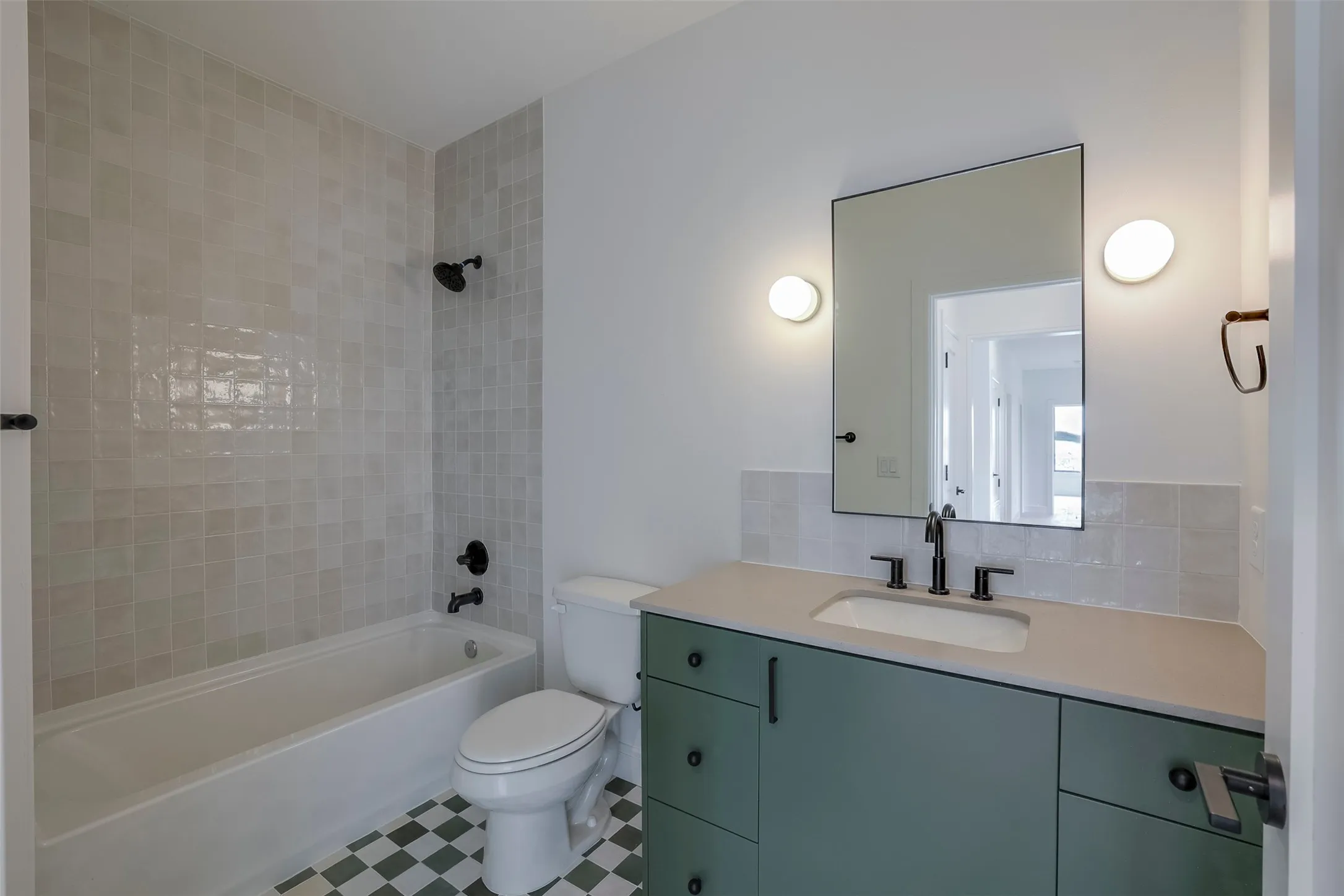 Apartment For Rent in Tarrant County , 309 W Daggett Avenue 207, Fort Worth, Texas 76104, 2 Bedroom, 2 Bathroom, Garage spaces, 1,333 Sqft, built in 2026, mls#21306905, Real Estate Agent in Fort Worth, Homes For Rent in Tarrant county, Homes For Rent in Fort Worth, Realtor in Fort Worth Texas, Real Estate Brokerage Independent Realty Texas, Luminita Cordes Realtor