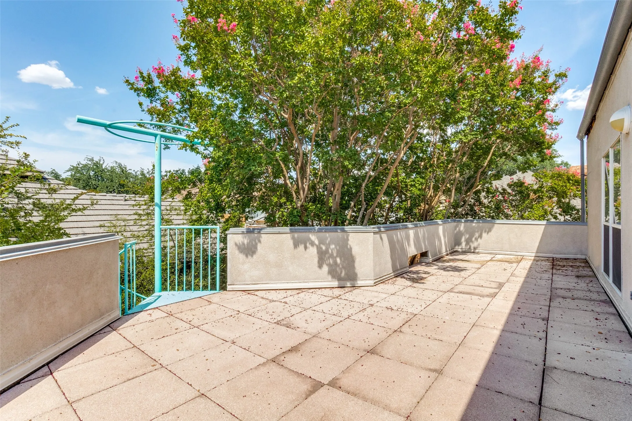 Single Family Residence For Sale in Dallas County , 12612 Breckenridge Drive, Dallas, Texas 75230, 2 Bedroom, 3 Bathroom, 2 Garage spaces, 2,541 Sqft, built in 1990, mls#21305776, Real Estate Agent in Dallas, Homes For Sale in Dallas county, Homes For Sale in Dallas, Realtor in Dallas Texas, Real Estate Brokerage Independent Realty Texas, Luminita Cordes Realtor
