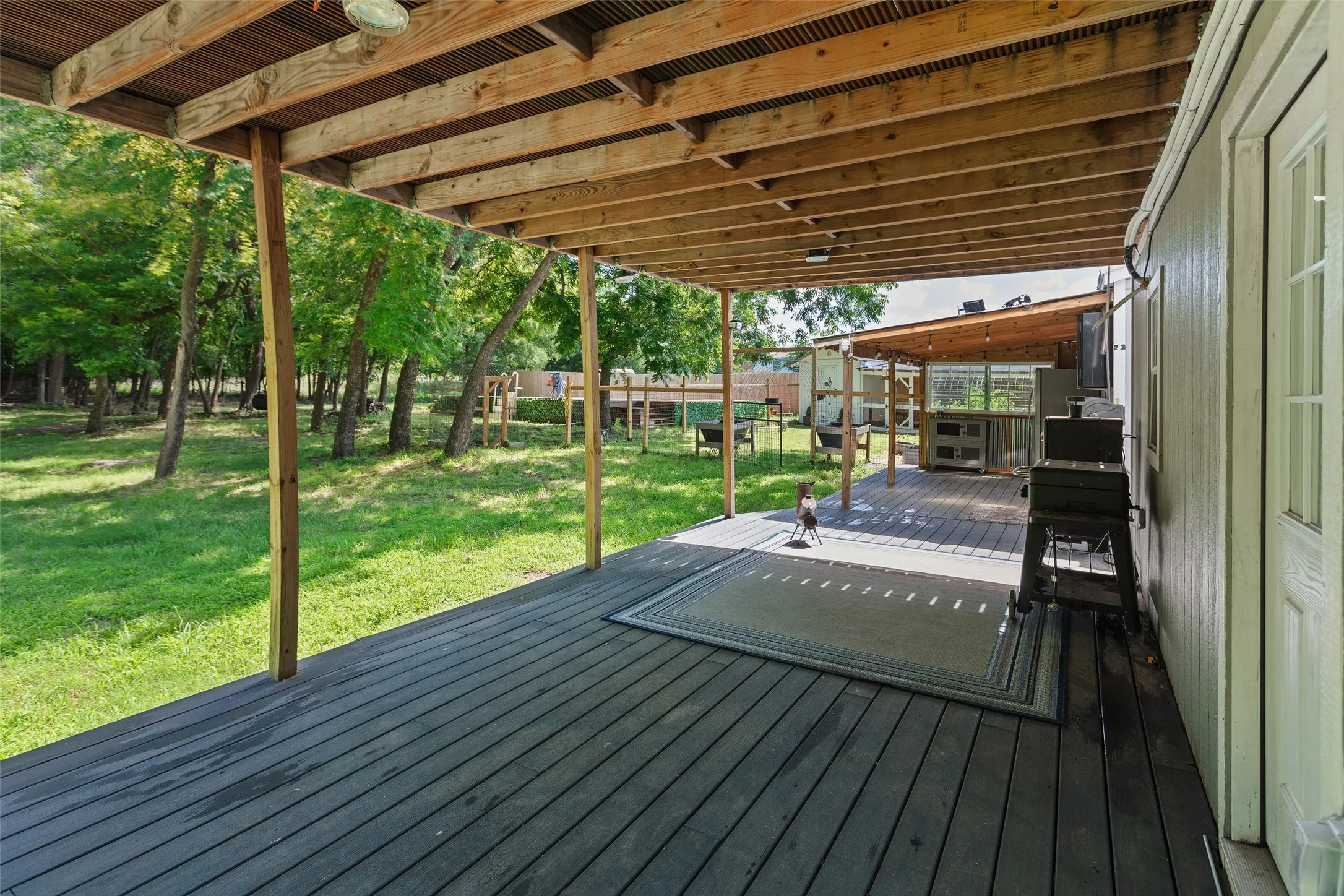 Single Family Residence For Sale in Parker County , 108 Blue Moon Court, Springtown, Texas 76082, 3 Bedroom, 3 Bathroom, Garage spaces, 1,588 Sqft, built in 2020, mls#21305604, Real Estate Agent in Springtown, Homes For Sale in Parker county, Homes For Sale in Springtown, Realtor in Springtown Texas, Real Estate Brokerage Independent Realty Texas, Luminita Cordes Realtor