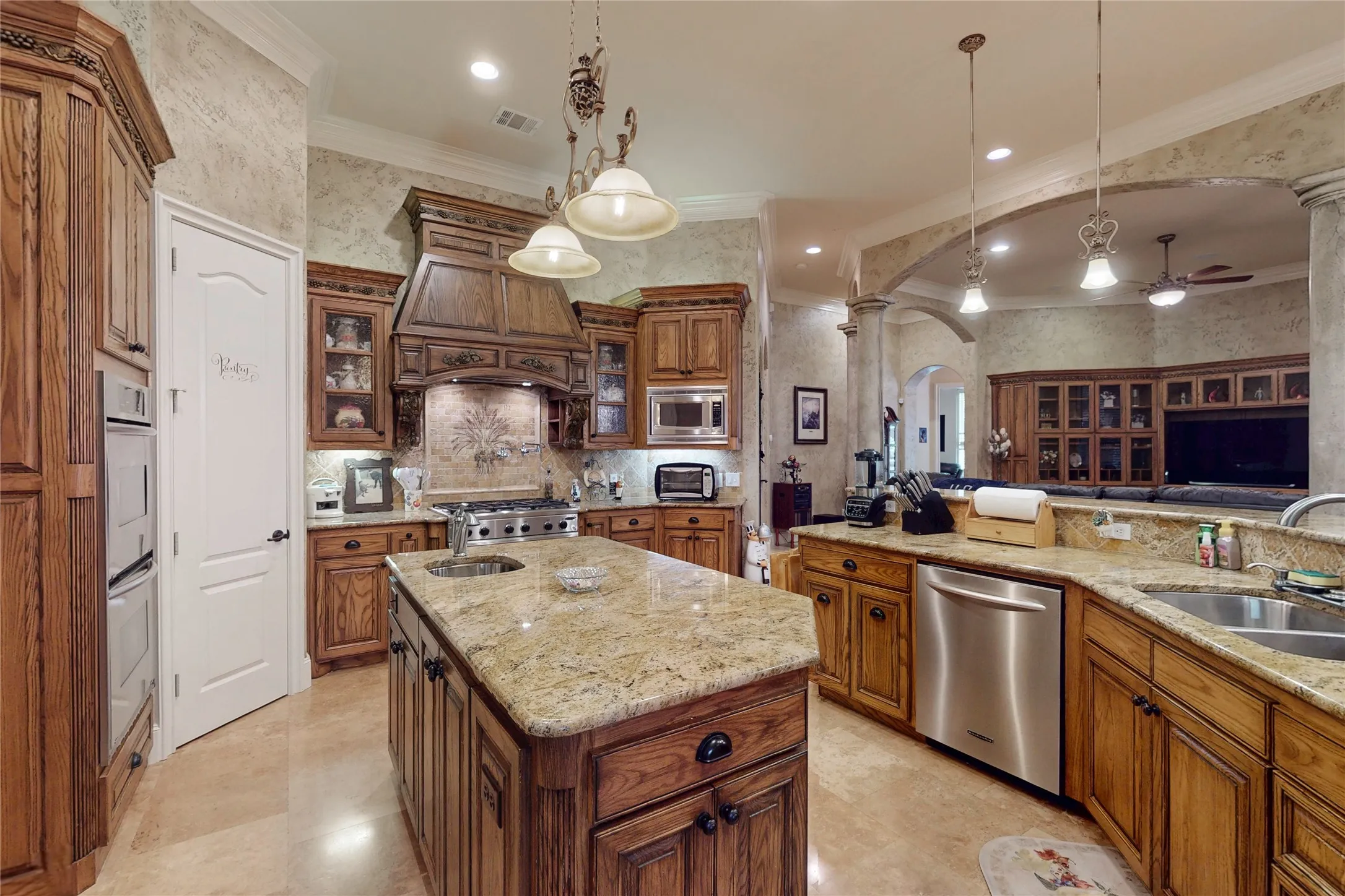 Single Family Residence For Sale in Tarrant County , 3925 Westway Terrace, Fort Worth, Texas 76179, 4 Bedroom, 4 Bathroom, 3 Garage spaces, 3,616 Sqft, built in 2005, mls#21306925, Real Estate Agent in Fort Worth, Homes For Sale in Tarrant county, Homes For Sale in Fort Worth, Realtor in Fort Worth Texas, Real Estate Brokerage Independent Realty Texas, Luminita Cordes Realtor