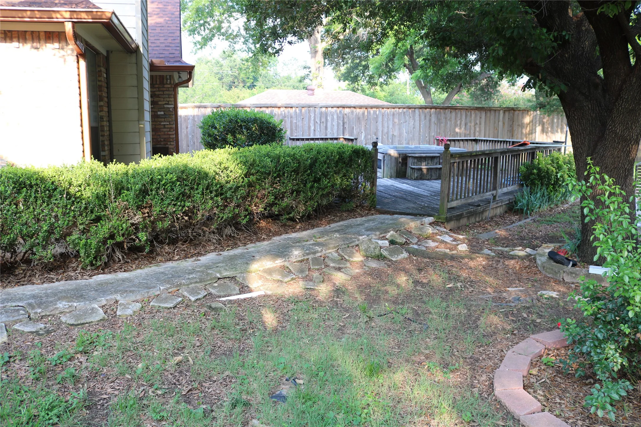 Single Family Residence For Sale in Dallas County , 3010 Saint Lo, Irving, Texas 75060, 5 Bedrooms, 4 Bathrooms, 3 Garage spaces, 3,855 Sqft, built in 2001, Price $899,900, mls#21304318, Real Estate Agent in Irving, Homes For Sale in Dallas county, Homes For Sale in Irving, Realtor in Irving Texas, Real Estate Brokerage Independent Realty Texas, Luminita Cordes Realtor