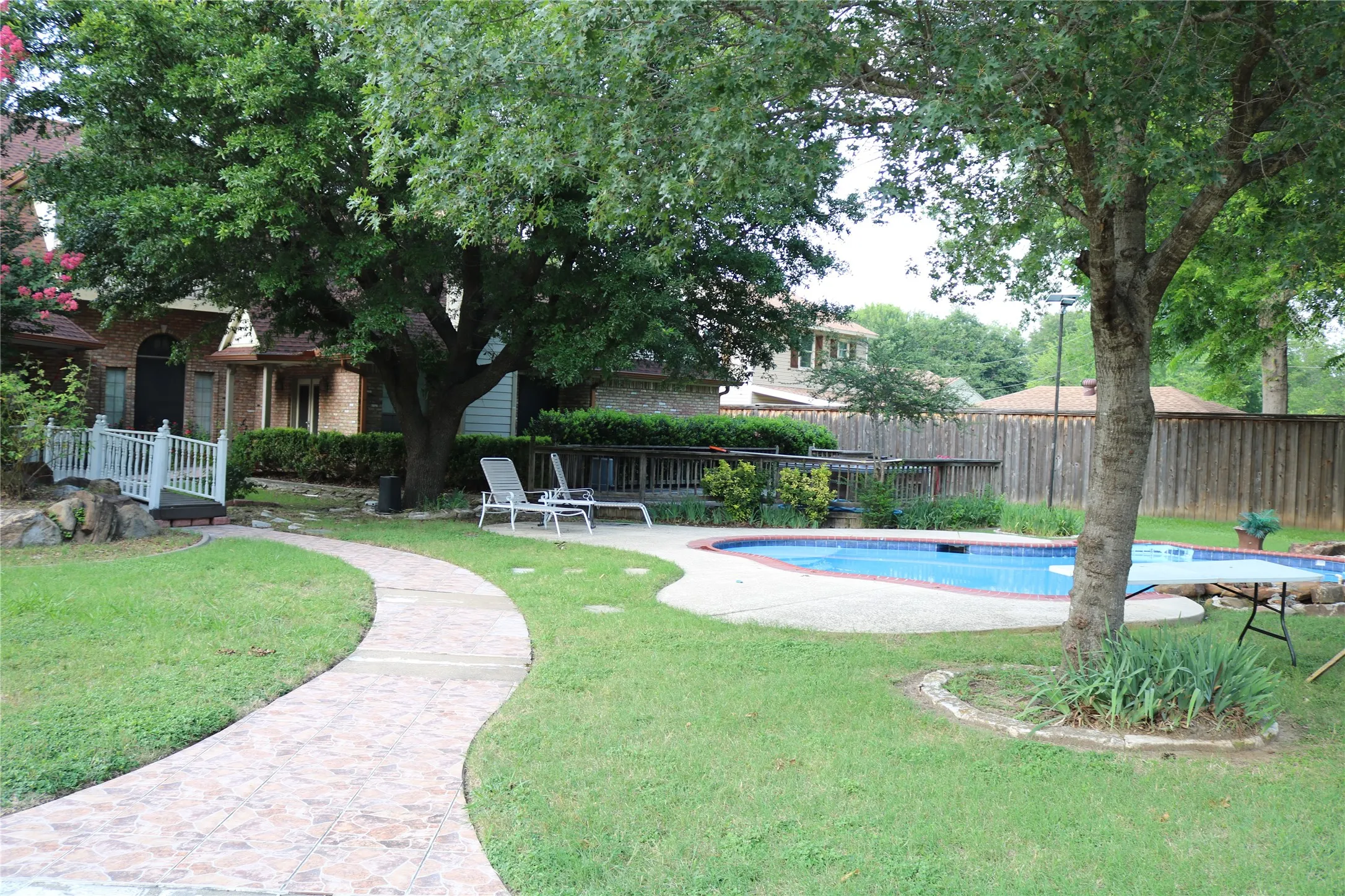 Single Family Residence For Sale in Dallas County , 3010 Saint Lo, Irving, Texas 75060, 5 Bedrooms, 4 Bathrooms, 3 Garage spaces, 3,855 Sqft, built in 2001, Price $899,900, mls#21304318, Real Estate Agent in Irving, Homes For Sale in Dallas county, Homes For Sale in Irving, Realtor in Irving Texas, Real Estate Brokerage Independent Realty Texas, Luminita Cordes Realtor