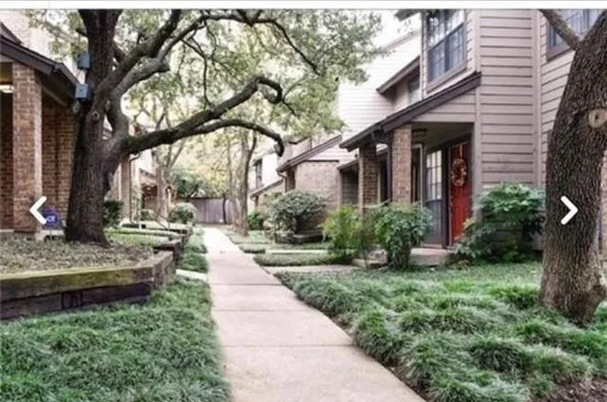 Condominium For Rent in Dallas County , 9910 Royal Lane 806, Dallas, Texas 75231, 2 Bedrooms, 2 Bathrooms, Garage spaces, 1,070 Sqft, built in 1981, Price $1,850, mls#21306952, Real Estate Agent in Dallas, Homes For Rent in Dallas county, Homes For Rent in Dallas, Realtor in Dallas Texas, Real Estate Brokerage Independent Realty Texas, Luminita Cordes Realtor