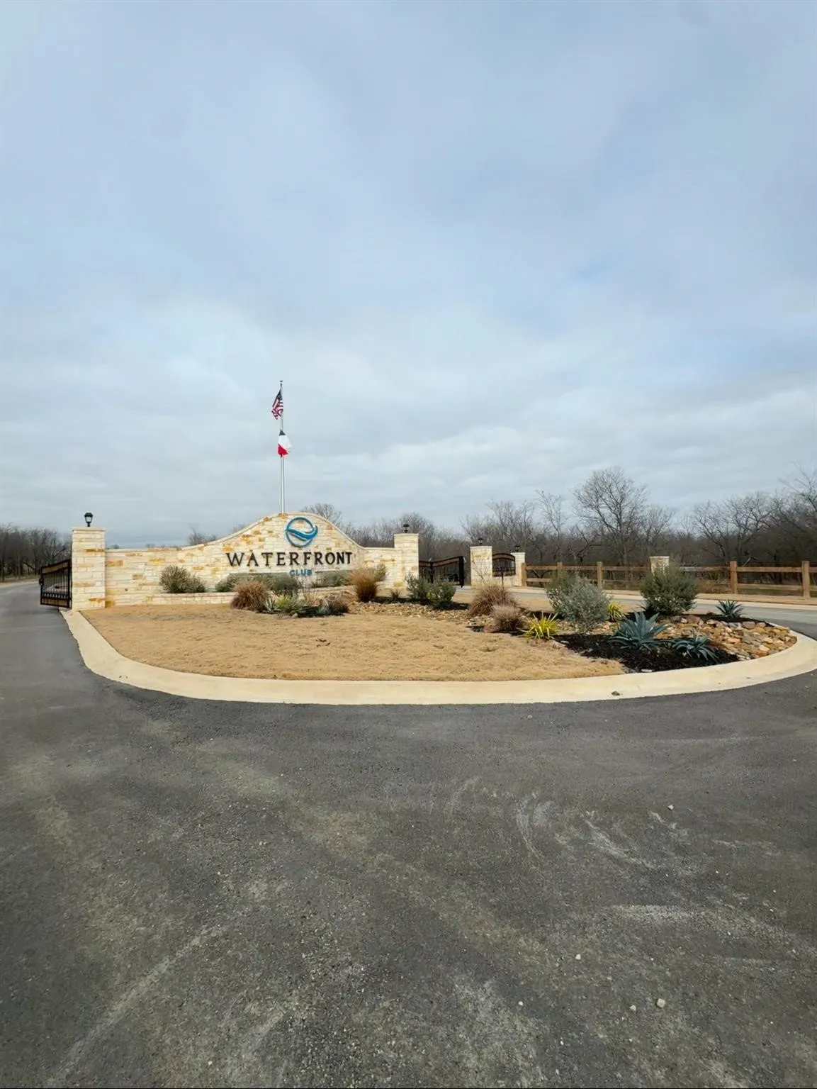 Improved Land For Sale in Navarro County , LOT 30 WATERFRONT CLUB, Corsicana, Texas 75110, 0, 0, Garage spaces, 0 Sqft, built in 0, mls#21306938, Real Estate Agent in Corsicana, Homes For Sale in Navarro county, Homes For Sale in Corsicana, Realtor in Corsicana Texas, Real Estate Brokerage Independent Realty Texas, Luminita Cordes Realtor