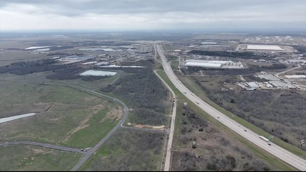 Improved Land For Sale in Navarro County , LOT 30 WATERFRONT CLUB, Corsicana, Texas 75110, 0, 0, Garage spaces, 0 Sqft, built in 0, mls#21306938, Real Estate Agent in Corsicana, Homes For Sale in Navarro county, Homes For Sale in Corsicana, Realtor in Corsicana Texas, Real Estate Brokerage Independent Realty Texas, Luminita Cordes Realtor