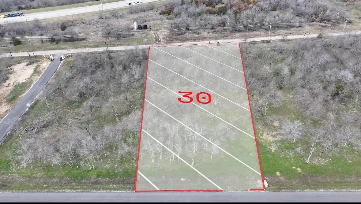 Improved Land For Sale in Navarro County , LOT 30 WATERFRONT CLUB, Corsicana, Texas 75110, 0, 0, Garage spaces, 0 Sqft, built in 0, mls#21306938, Real Estate Agent in Corsicana, Homes For Sale in Navarro county, Homes For Sale in Corsicana, Realtor in Corsicana Texas, Real Estate Brokerage Independent Realty Texas, Luminita Cordes Realtor