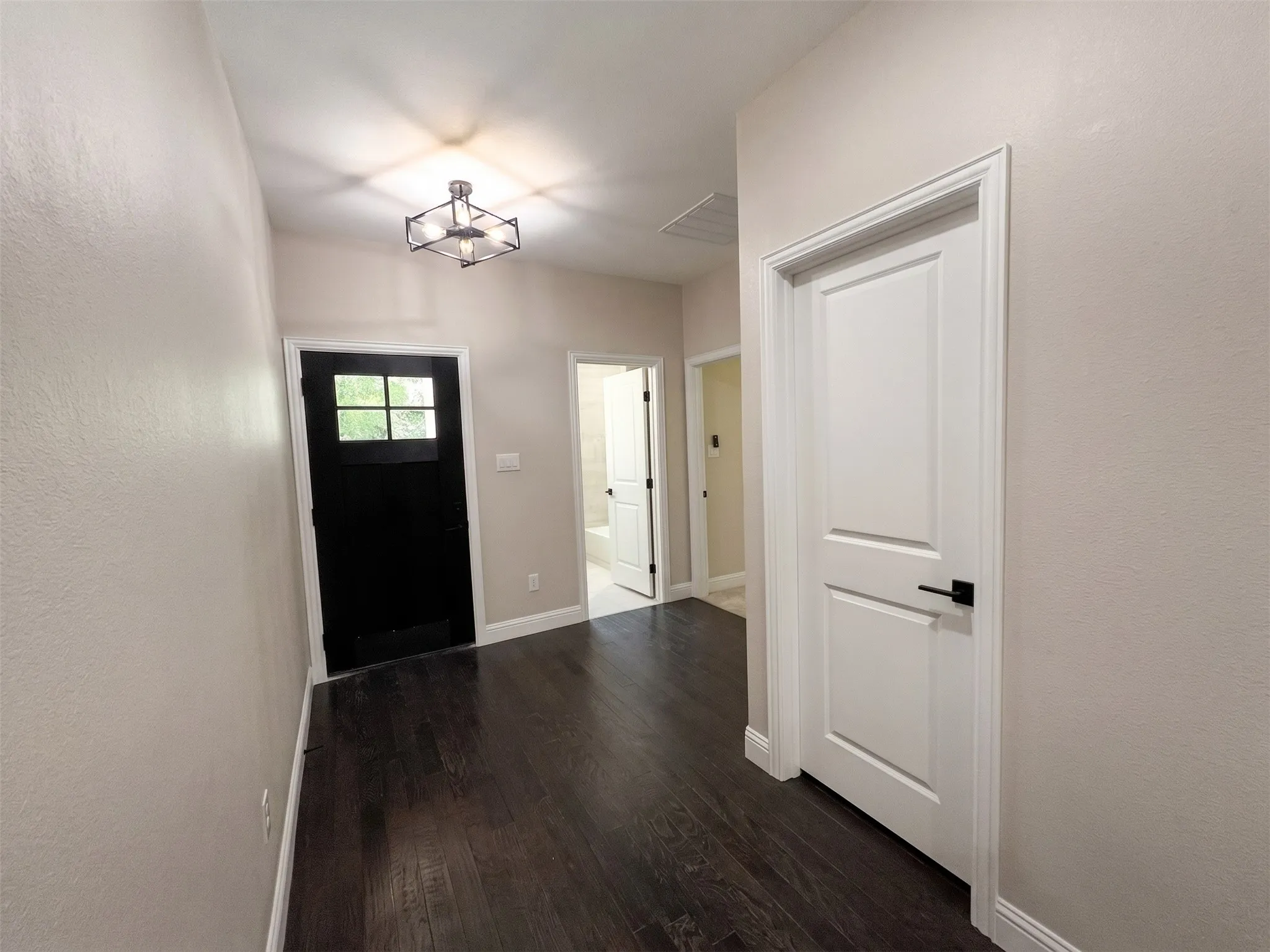 Single Family Residence For Sale in Hood County , 4018 Montana Trail, Granbury, Texas 76048, 3 Bedroom, 2 Bathroom, 1 Garage spaces, 1,414 Sqft, built in 2026, mls#21306963, Real Estate Agent in Granbury, Homes For Sale in Hood county, Homes For Sale in Granbury, Realtor in Granbury Texas, Real Estate Brokerage Independent Realty Texas, Luminita Cordes Realtor