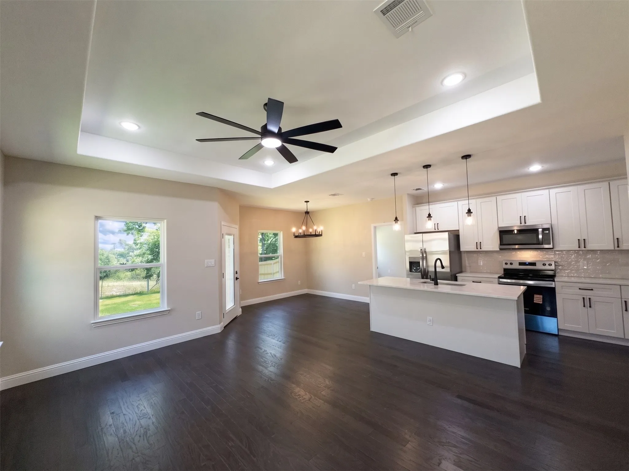 Single Family Residence For Sale in Hood County , 4018 Montana Trail, Granbury, Texas 76048, 3 Bedroom, 2 Bathroom, 1 Garage spaces, 1,414 Sqft, built in 2026, mls#21306963, Real Estate Agent in Granbury, Homes For Sale in Hood county, Homes For Sale in Granbury, Realtor in Granbury Texas, Real Estate Brokerage Independent Realty Texas, Luminita Cordes Realtor
