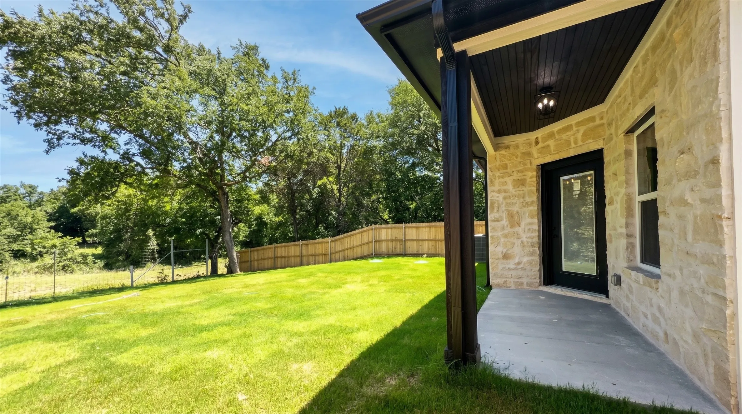 Single Family Residence For Sale in Hood County , 4018 Montana Trail, Granbury, Texas 76048, 3 Bedroom, 2 Bathroom, 1 Garage spaces, 1,414 Sqft, built in 2026, mls#21306963, Real Estate Agent in Granbury, Homes For Sale in Hood county, Homes For Sale in Granbury, Realtor in Granbury Texas, Real Estate Brokerage Independent Realty Texas, Luminita Cordes Realtor