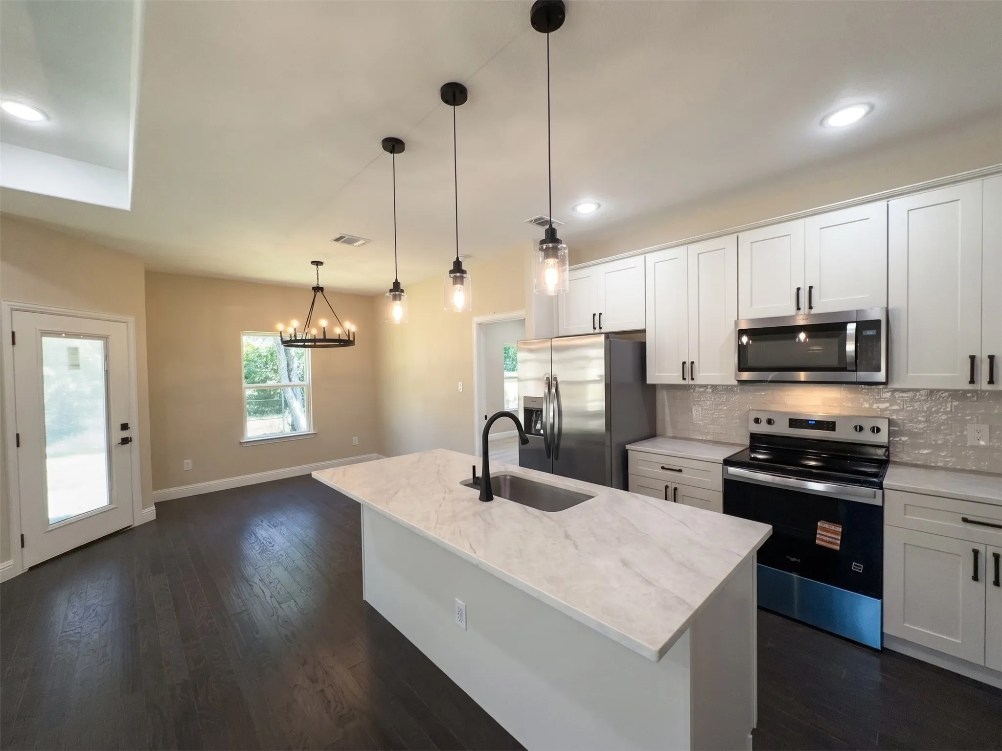 Single Family Residence For Sale in Hood County , 4018 Montana Trail, Granbury, Texas 76048, 3 Bedroom, 2 Bathroom, 1 Garage spaces, 1,414 Sqft, built in 2026, mls#21306963, Real Estate Agent in Granbury, Homes For Sale in Hood county, Homes For Sale in Granbury, Realtor in Granbury Texas, Real Estate Brokerage Independent Realty Texas, Luminita Cordes Realtor