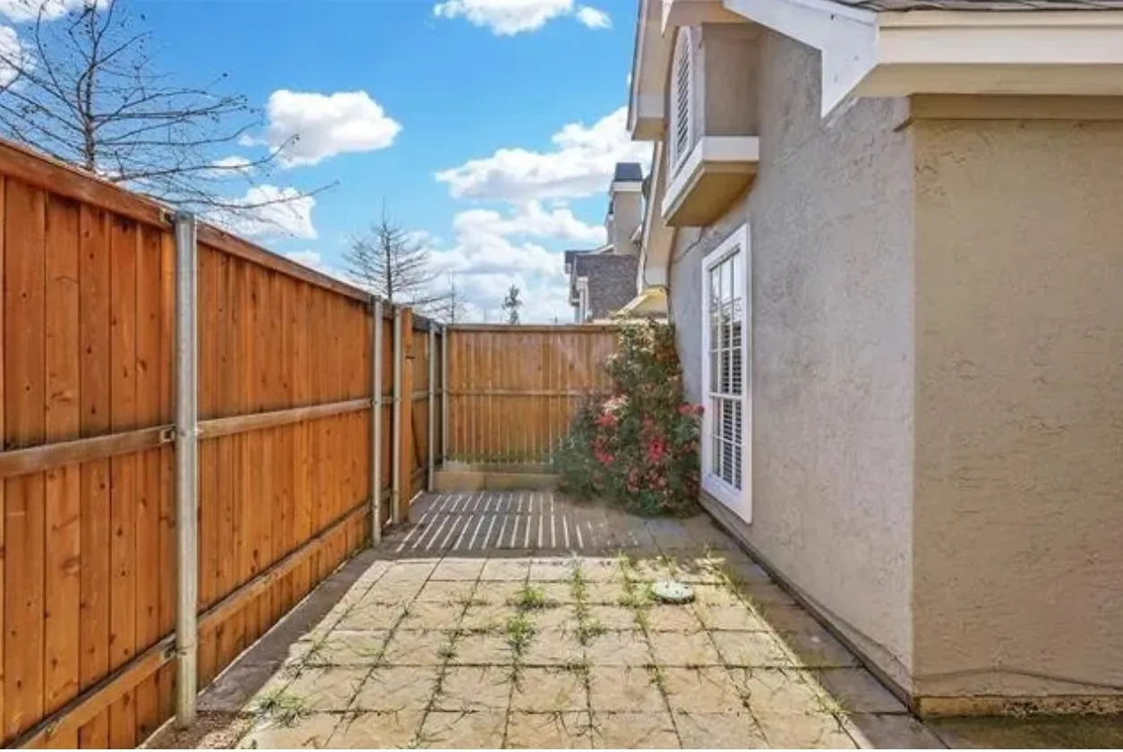 Townhouse For Rent in Collin County , 8400 Hickory Street 1504, Frisco, Texas 75034, 2 Bedroom, 3 Bathroom, 2 Garage spaces, 1,014 Sqft, built in 1987, mls#21306964, Real Estate Agent in Frisco, Homes For Rent in Collin county, Homes For Rent in Frisco, Realtor in Frisco Texas, Real Estate Brokerage Independent Realty Texas, Luminita Cordes Realtor
