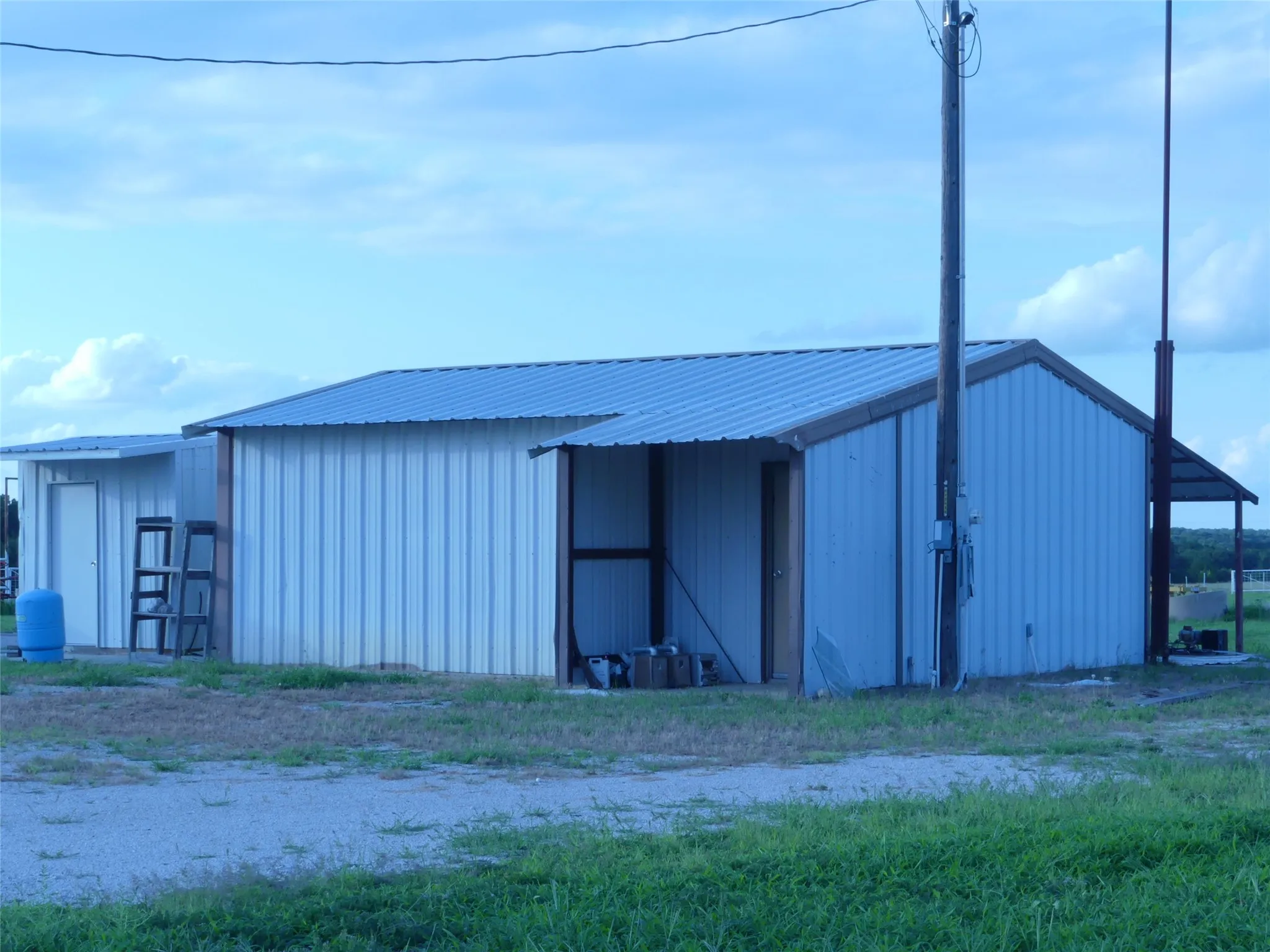 Mobile Home For Sale in Montague County , 644 Macs Grocery Road, Bowie, Texas 76230, 3 Bedrooms, 2 Bathrooms, Garage spaces, 1,368 Sqft, built in 1991, Price $1,242,600, mls#21306968, Real Estate Agent in Bowie, Homes For Sale in Montague county, Homes For Sale in Bowie, Realtor in Bowie Texas, Real Estate Brokerage Independent Realty Texas, Luminita Cordes Realtor