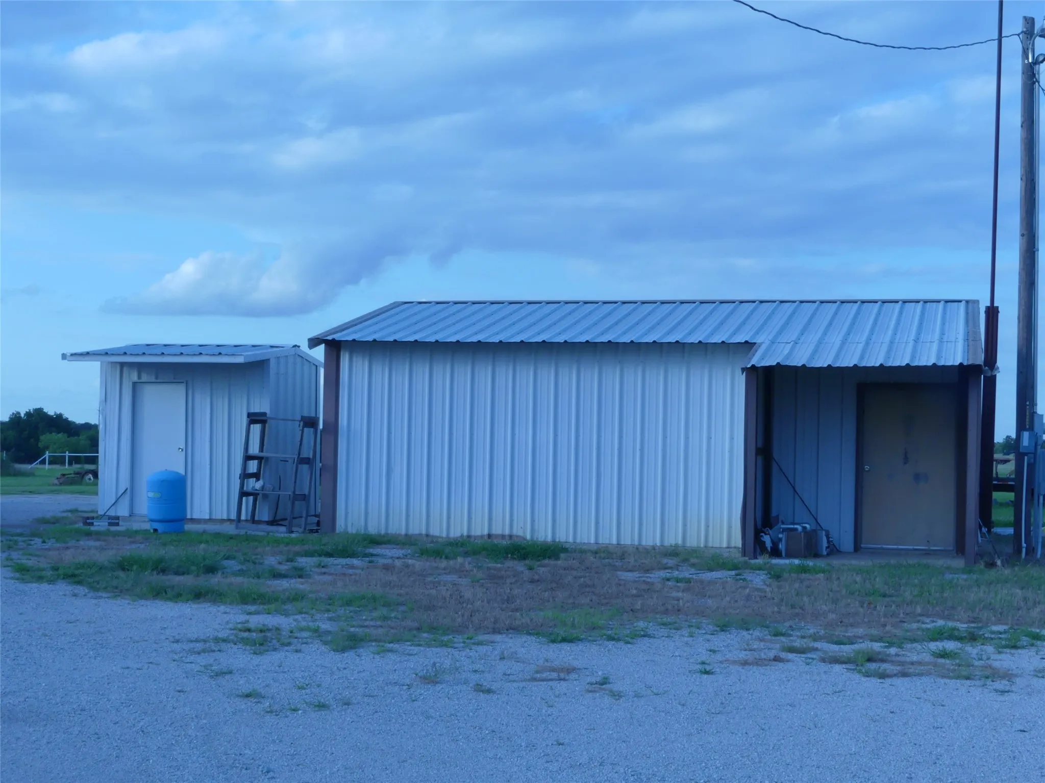 Mobile Home For Sale in Montague County , 644 Macs Grocery Road, Bowie, Texas 76230, 3 Bedrooms, 2 Bathrooms, Garage spaces, 1,368 Sqft, built in 1991, Price $1,242,600, mls#21306968, Real Estate Agent in Bowie, Homes For Sale in Montague county, Homes For Sale in Bowie, Realtor in Bowie Texas, Real Estate Brokerage Independent Realty Texas, Luminita Cordes Realtor
