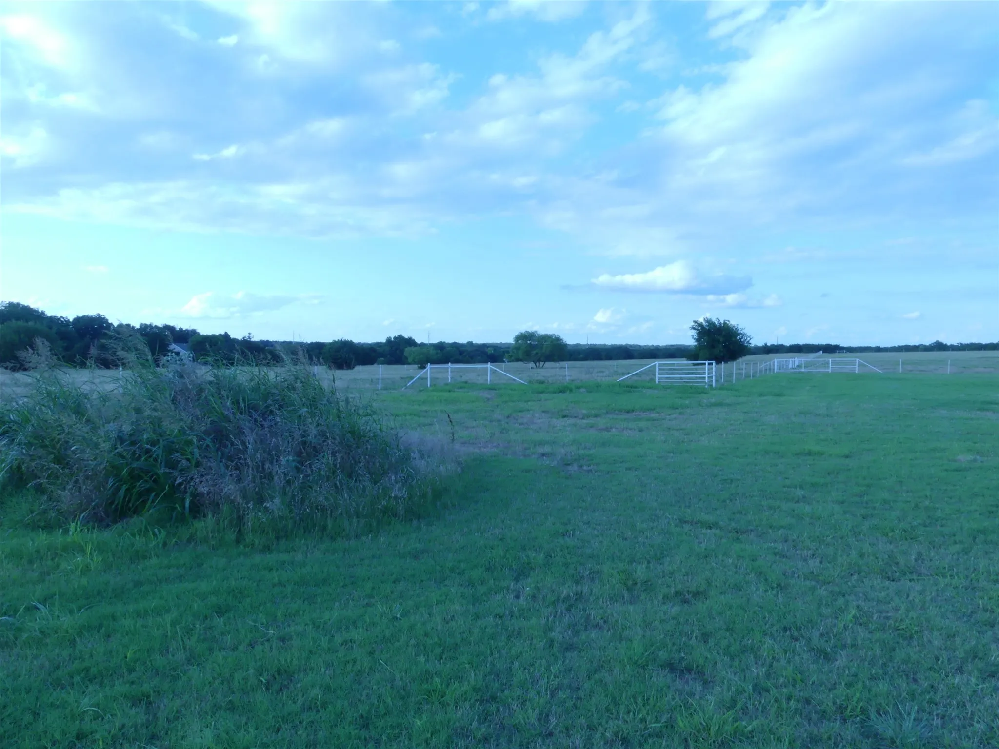Mobile Home For Sale in Montague County , 644 Macs Grocery Road, Bowie, Texas 76230, 3 Bedrooms, 2 Bathrooms, Garage spaces, 1,368 Sqft, built in 1991, Price $1,242,600, mls#21306968, Real Estate Agent in Bowie, Homes For Sale in Montague county, Homes For Sale in Bowie, Realtor in Bowie Texas, Real Estate Brokerage Independent Realty Texas, Luminita Cordes Realtor
