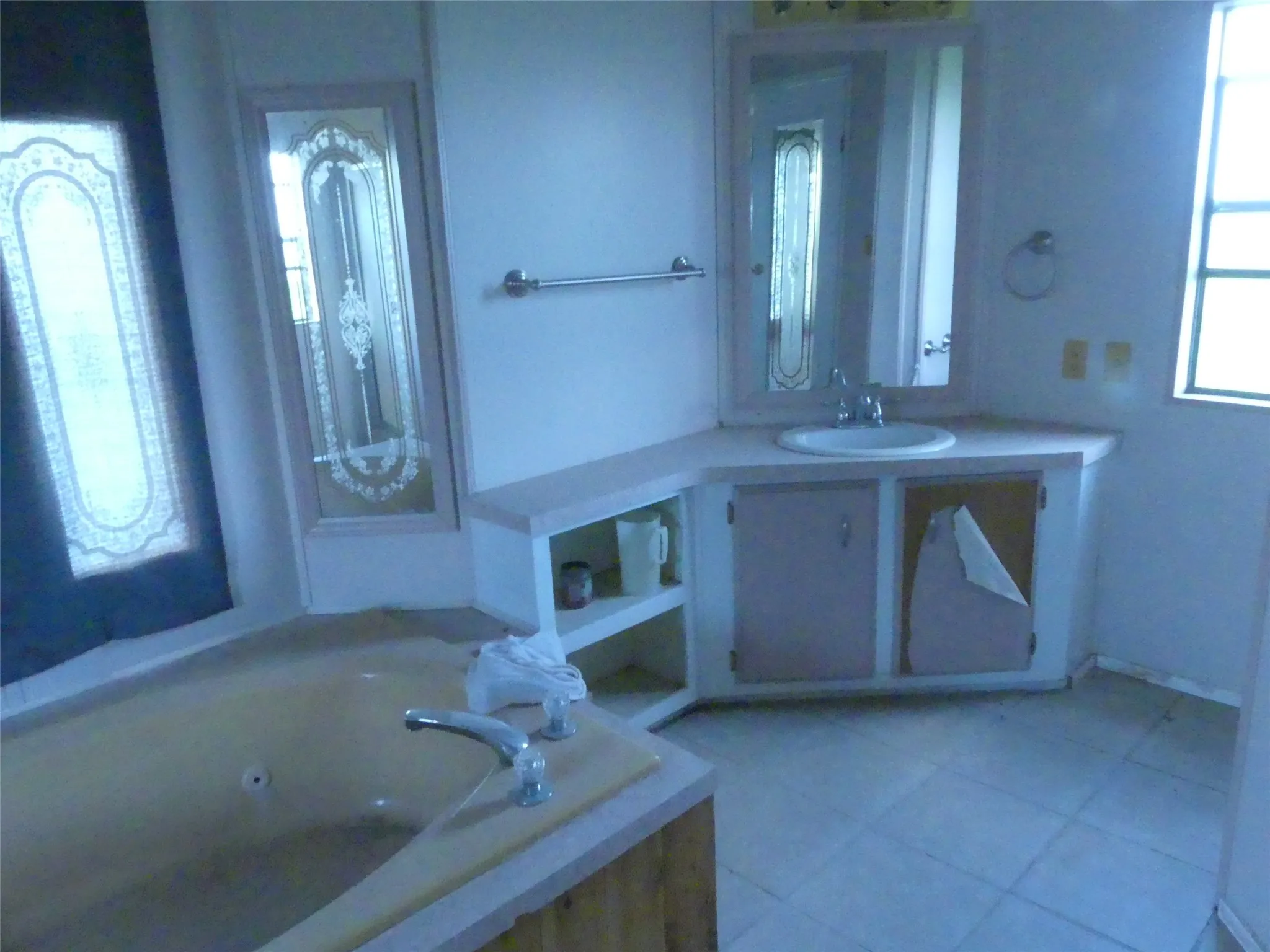 Mobile Home For Sale in Montague County , 644 Macs Grocery Road, Bowie, Texas 76230, 3 Bedrooms, 2 Bathrooms, Garage spaces, 1,368 Sqft, built in 1991, Price $1,242,600, mls#21306968, Real Estate Agent in Bowie, Homes For Sale in Montague county, Homes For Sale in Bowie, Realtor in Bowie Texas, Real Estate Brokerage Independent Realty Texas, Luminita Cordes Realtor
