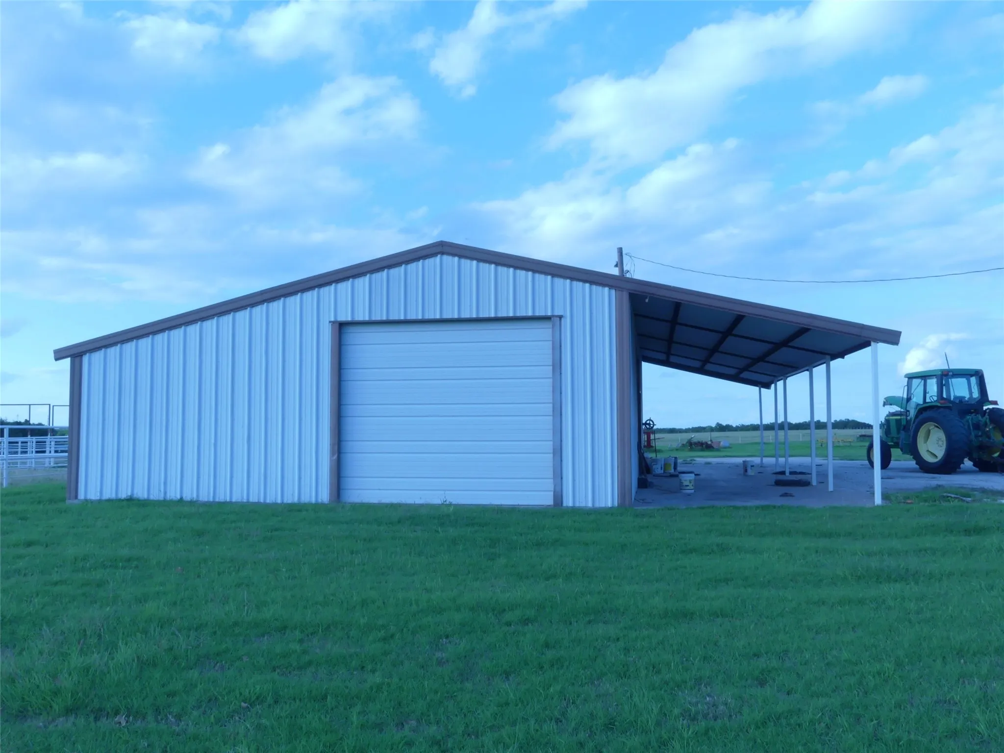 Mobile Home For Sale in Montague County , 644 Macs Grocery Road, Bowie, Texas 76230, 3 Bedrooms, 2 Bathrooms, Garage spaces, 1,368 Sqft, built in 1991, Price $1,242,600, mls#21306968, Real Estate Agent in Bowie, Homes For Sale in Montague county, Homes For Sale in Bowie, Realtor in Bowie Texas, Real Estate Brokerage Independent Realty Texas, Luminita Cordes Realtor
