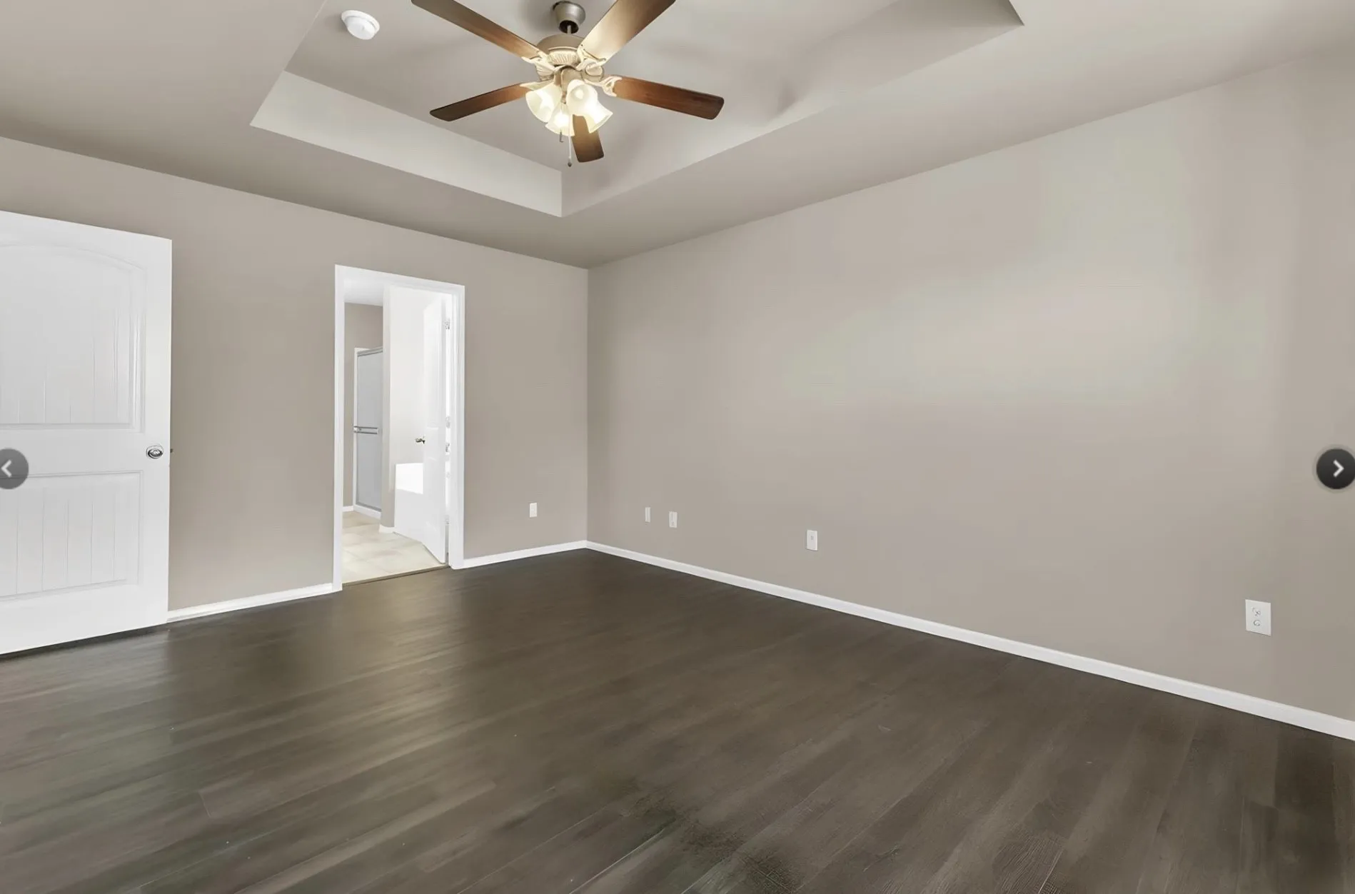Single Family Residence For Sale in Denton County , 1044 Holly Anne Lane, Aubrey, Texas 76227, 3 Bedroom, 3 Bathroom, 2 Garage spaces, 2,058 Sqft, built in 2015, mls#21306829, Real Estate Agent in Aubrey, Homes For Sale in Denton county, Homes For Sale in Aubrey, Realtor in Aubrey Texas, Real Estate Brokerage Independent Realty Texas, Luminita Cordes Realtor