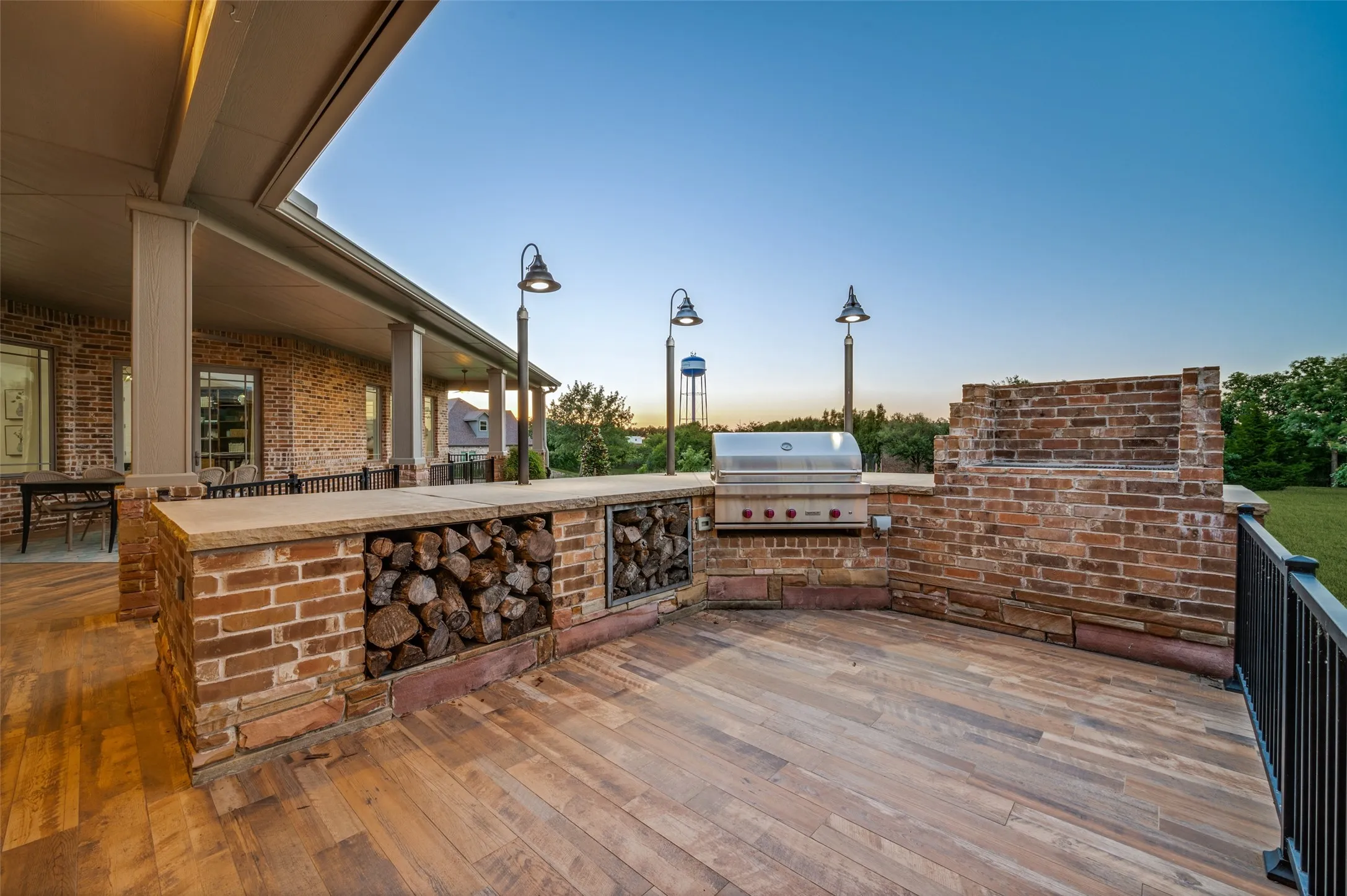 Single Family Residence For Sale in Collin County , 4701 CHURCH Street, Celina, Texas 75009, 4 Bedroom, 5 Bathroom, 3 Garage spaces, 5,144 Sqft, built in 2011, mls#21302126, Real Estate Agent in Celina, Homes For Sale in Collin county, Homes For Sale in Celina, Realtor in Celina Texas, Real Estate Brokerage Independent Realty Texas, Luminita Cordes Realtor