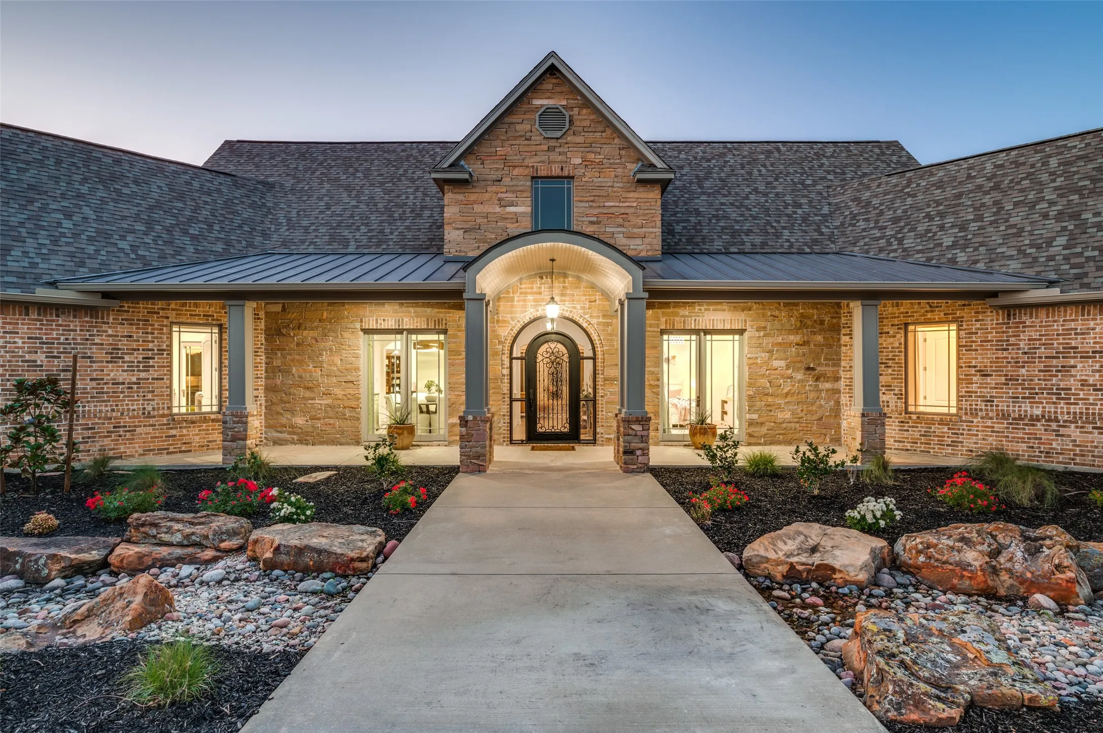 Single Family Residence For Sale in Collin County , 4701 CHURCH Street, Celina, Texas 75009, 4 Bedroom, 5 Bathroom, 3 Garage spaces, 5,144 Sqft, built in 2011, mls#21302126, Real Estate Agent in Celina, Homes For Sale in Collin county, Homes For Sale in Celina, Realtor in Celina Texas, Real Estate Brokerage Independent Realty Texas, Luminita Cordes Realtor