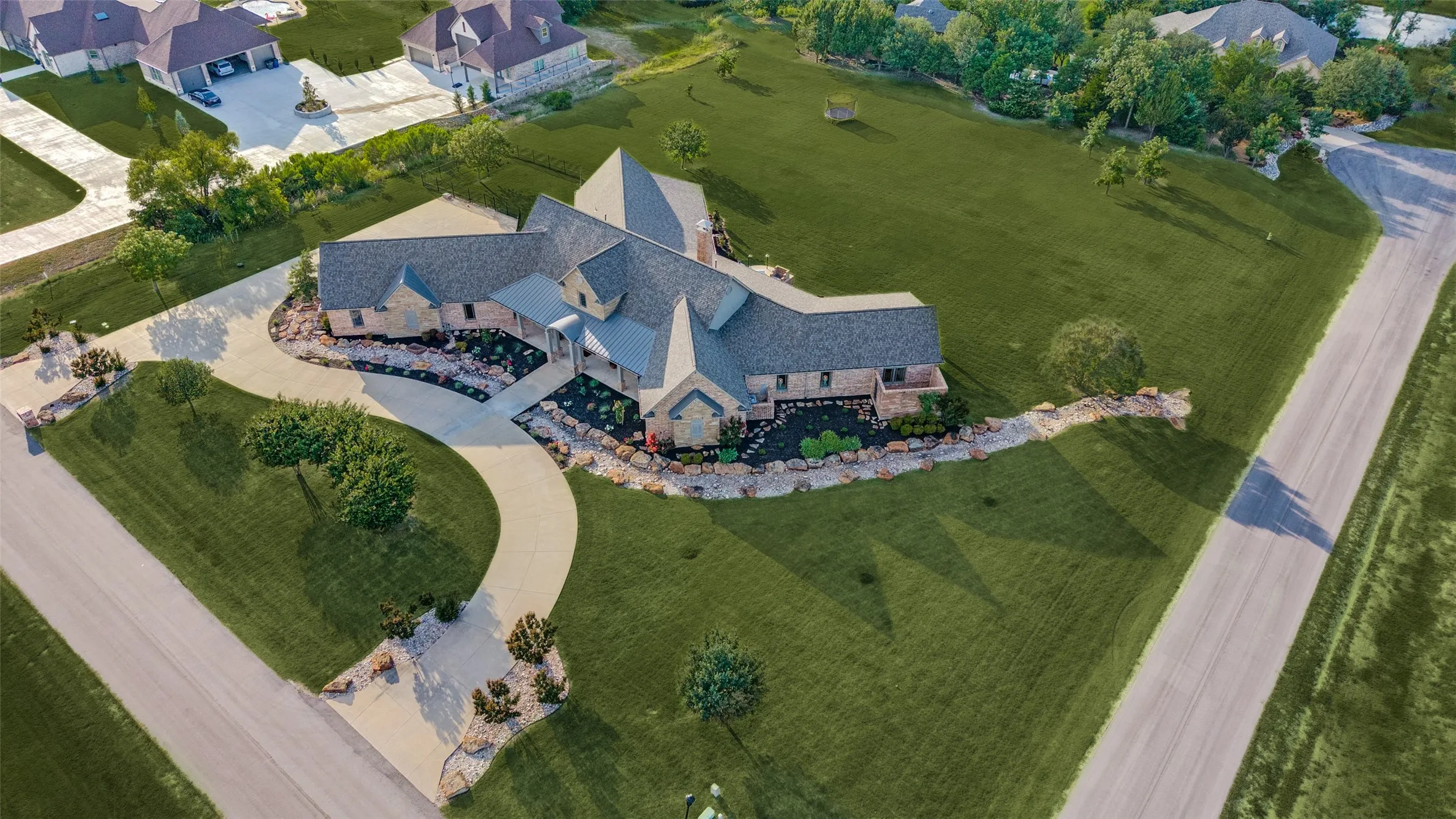 Single Family Residence For Sale in Collin County , 4701 CHURCH Street, Celina, Texas 75009, 4 Bedroom, 5 Bathroom, 3 Garage spaces, 5,144 Sqft, built in 2011, mls#21302126, Real Estate Agent in Celina, Homes For Sale in Collin county, Homes For Sale in Celina, Realtor in Celina Texas, Real Estate Brokerage Independent Realty Texas, Luminita Cordes Realtor
