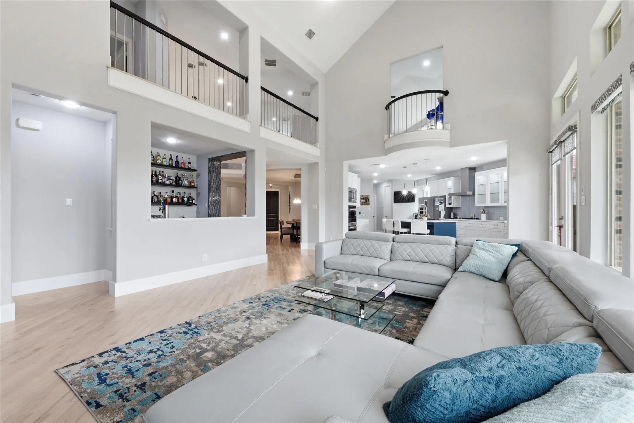 Single Family Residence For Sale in Denton County , 2098 Hidalgo Lane, Frisco, Texas 75034, 4 Bedroom, 4 Bathroom, 2 Garage spaces, 4,527 Sqft, built in 2014, Price $1,475,000, mls#21306336, Real Estate Agent in Frisco, Homes For Sale in Denton county, Homes For Sale in Frisco, Realtor in Frisco Texas, Real Estate Brokerage Independent Realty Texas, Luminita Cordes Realtor