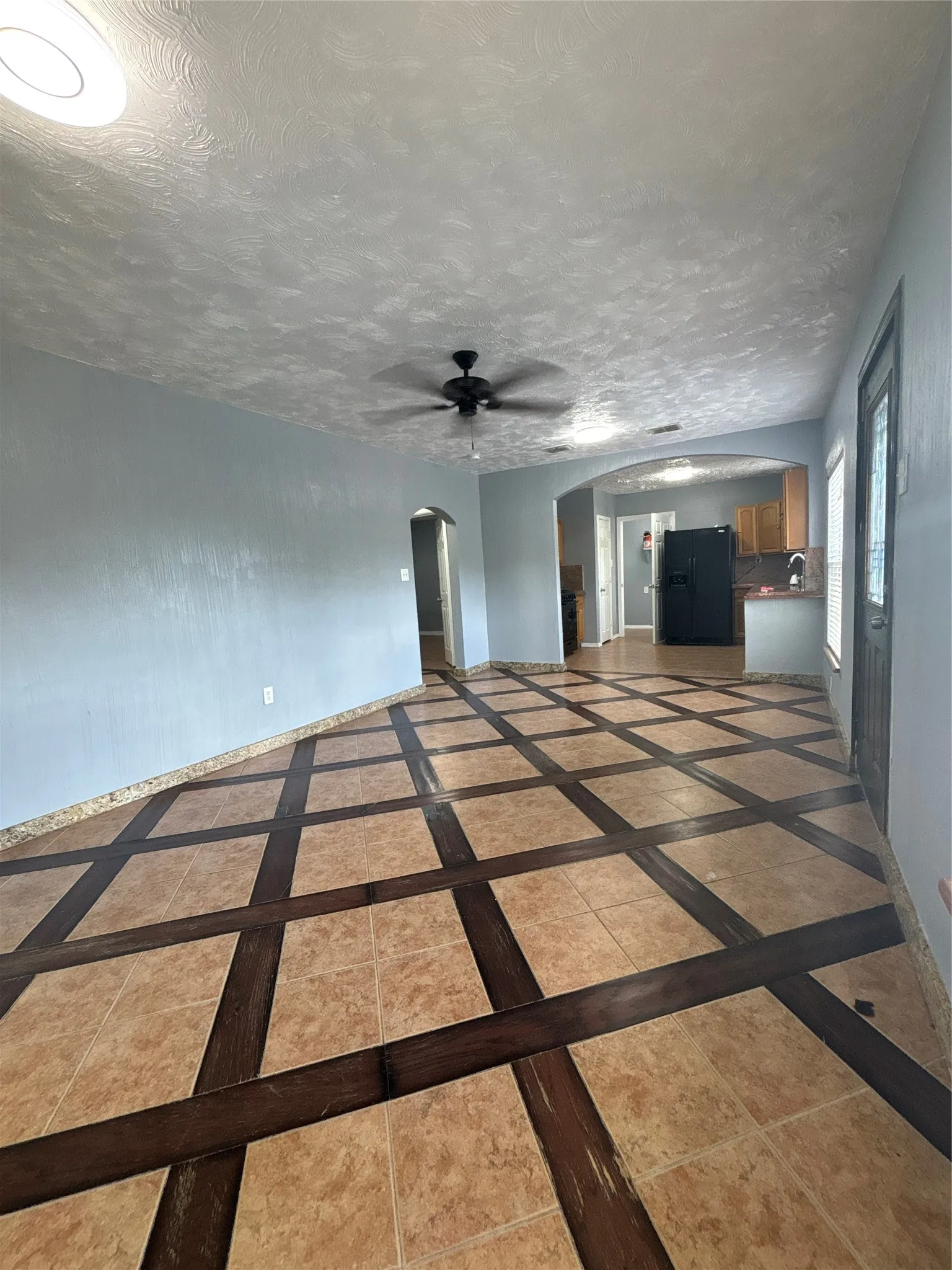 Single Family Residence For Rent in Dallas County , 2218 Rockefeller Boulevard, Dallas, Texas 75203, 3 Bedroom, 1 Bathroom, Garage spaces, 1,028 Sqft, built in 1942, mls#21304331, Real Estate Agent in Dallas, Homes For Rent in Dallas county, Homes For Rent in Dallas, Realtor in Dallas Texas, Real Estate Brokerage Independent Realty Texas, Luminita Cordes Realtor