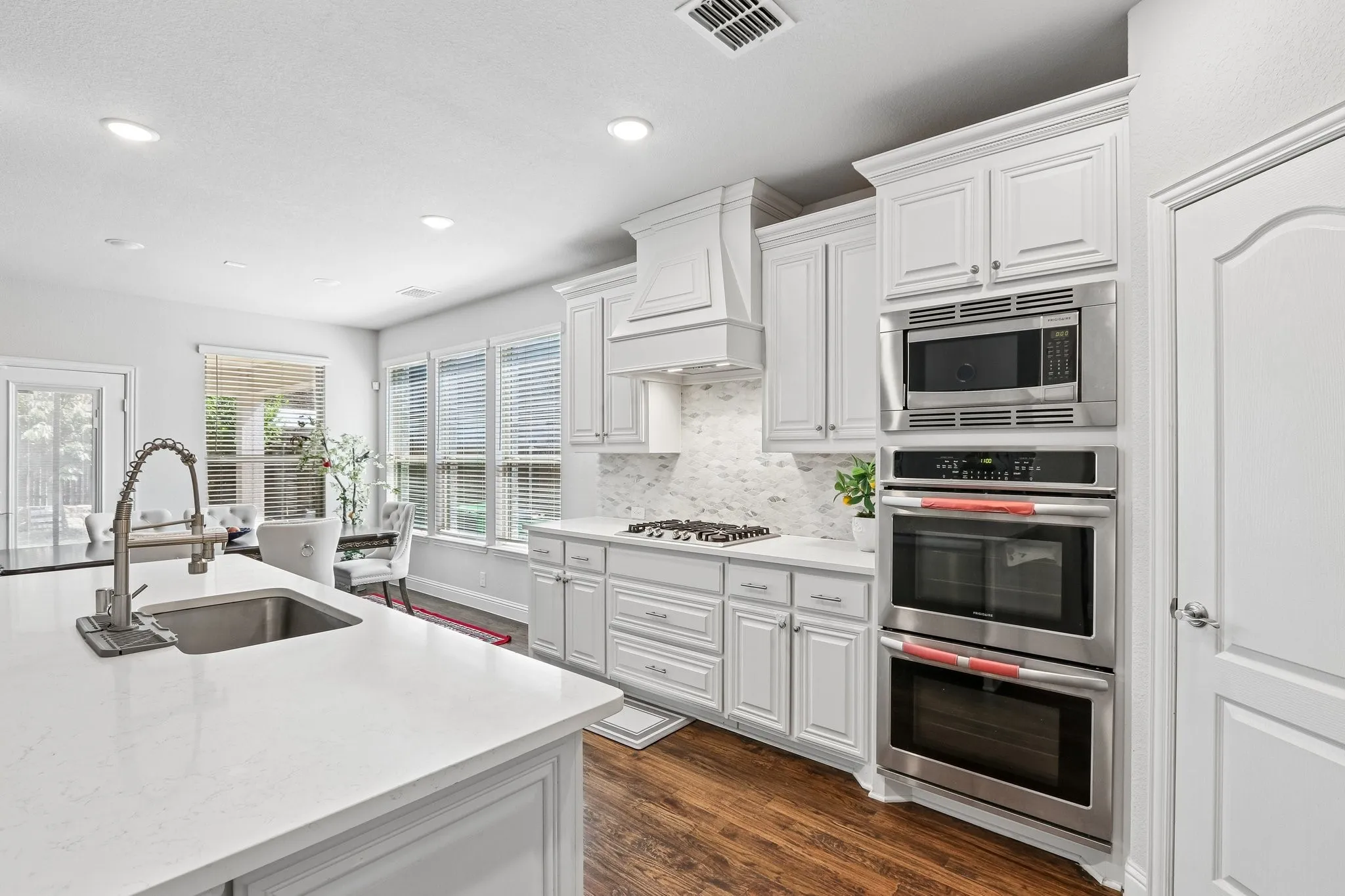 Single Family Residence For Sale in Denton County , 1409 Thrasher Drive, Little Elm, Texas 75068, 4 Bedroom, 4 Bathroom, 2 Garage spaces, 3,437 Sqft, built in 2020, Price $534,999, mls#21304867, Real Estate Agent in Little Elm, Homes For Sale in Denton county, Homes For Sale in Little Elm, Realtor in Little Elm Texas, Real Estate Brokerage Independent Realty Texas, Luminita Cordes Realtor