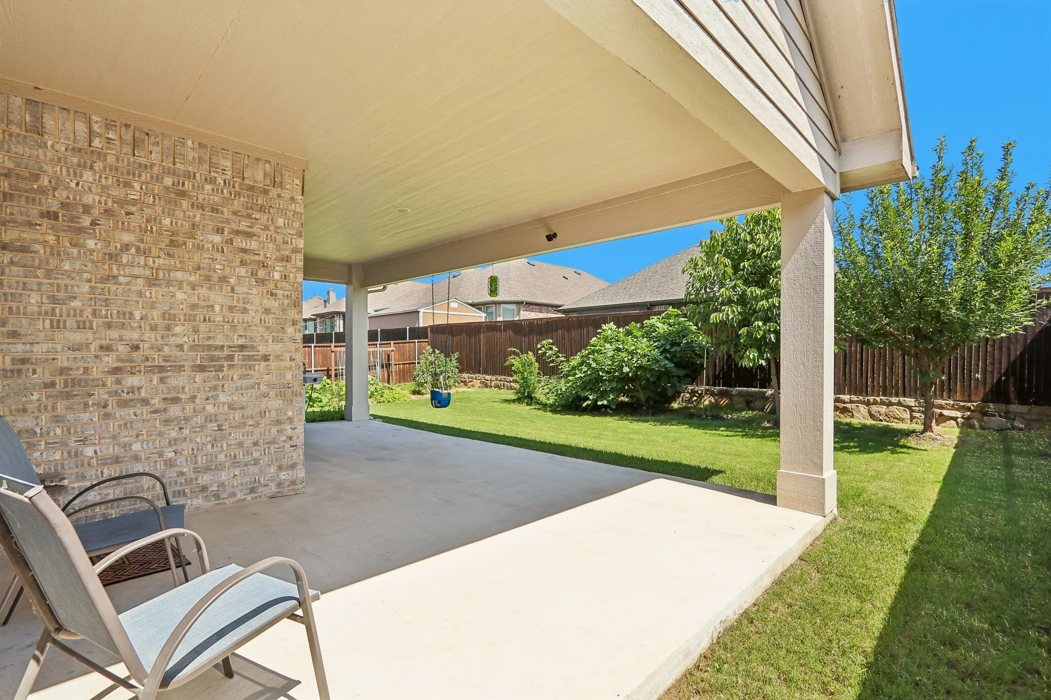 Single Family Residence For Sale in Denton County , 1409 Thrasher Drive, Little Elm, Texas 75068, 4 Bedroom, 4 Bathroom, 2 Garage spaces, 3,437 Sqft, built in 2020, Price $534,999, mls#21304867, Real Estate Agent in Little Elm, Homes For Sale in Denton county, Homes For Sale in Little Elm, Realtor in Little Elm Texas, Real Estate Brokerage Independent Realty Texas, Luminita Cordes Realtor