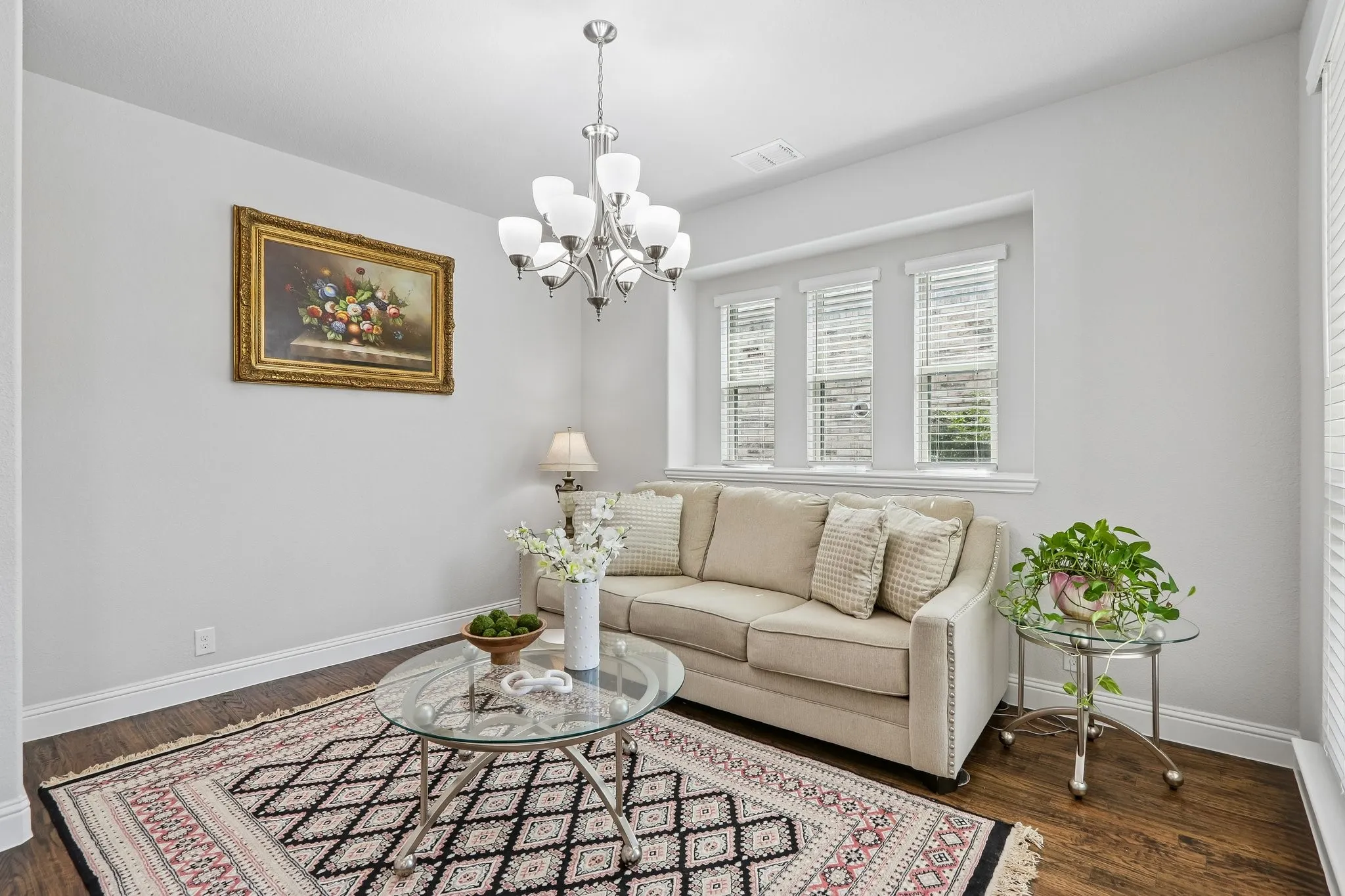 Single Family Residence For Sale in Denton County , 1409 Thrasher Drive, Little Elm, Texas 75068, 4 Bedroom, 4 Bathroom, 2 Garage spaces, 3,437 Sqft, built in 2020, Price $534,999, mls#21304867, Real Estate Agent in Little Elm, Homes For Sale in Denton county, Homes For Sale in Little Elm, Realtor in Little Elm Texas, Real Estate Brokerage Independent Realty Texas, Luminita Cordes Realtor