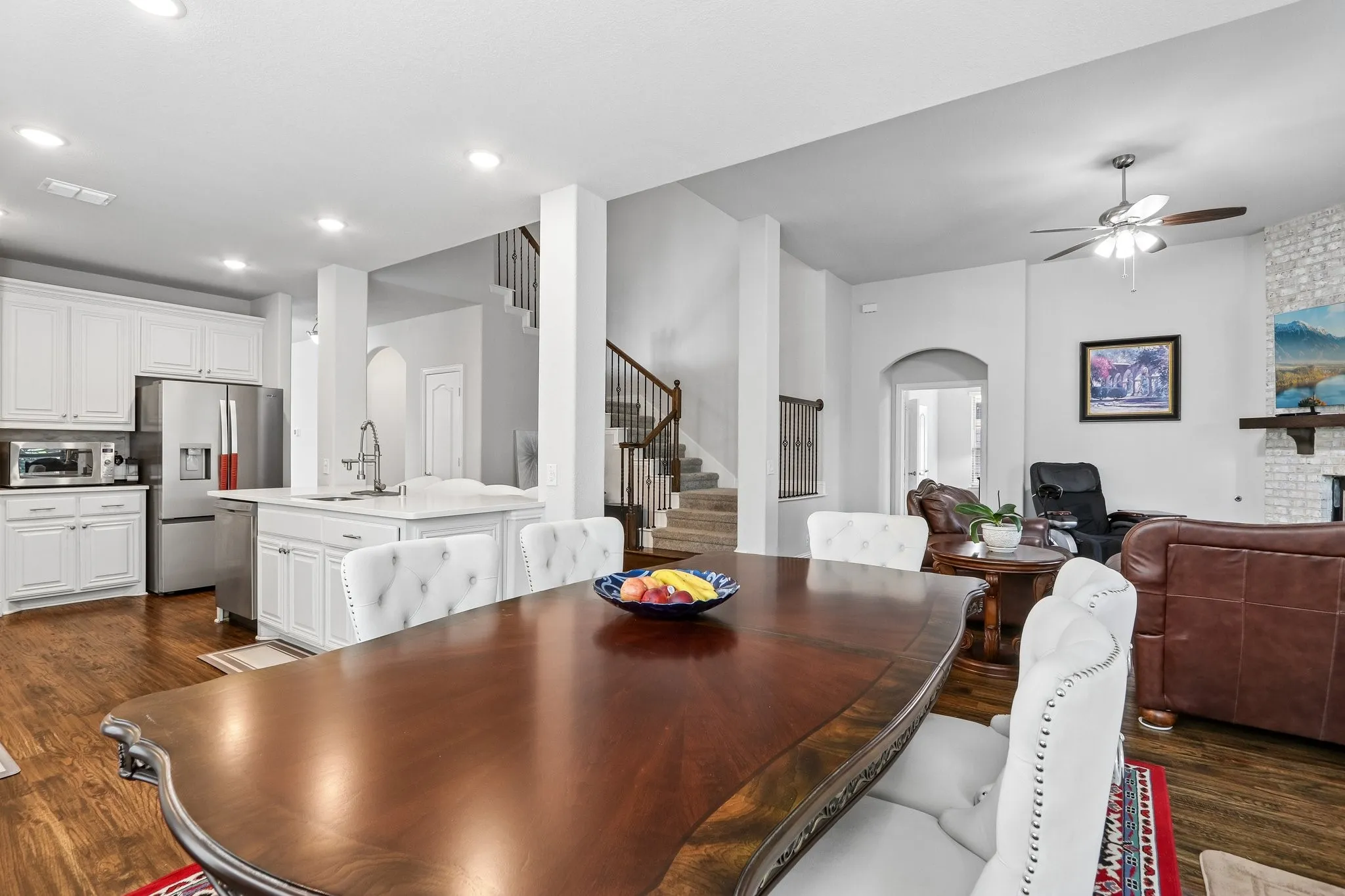 Single Family Residence For Sale in Denton County , 1409 Thrasher Drive, Little Elm, Texas 75068, 4 Bedroom, 4 Bathroom, 2 Garage spaces, 3,437 Sqft, built in 2020, Price $534,999, mls#21304867, Real Estate Agent in Little Elm, Homes For Sale in Denton county, Homes For Sale in Little Elm, Realtor in Little Elm Texas, Real Estate Brokerage Independent Realty Texas, Luminita Cordes Realtor