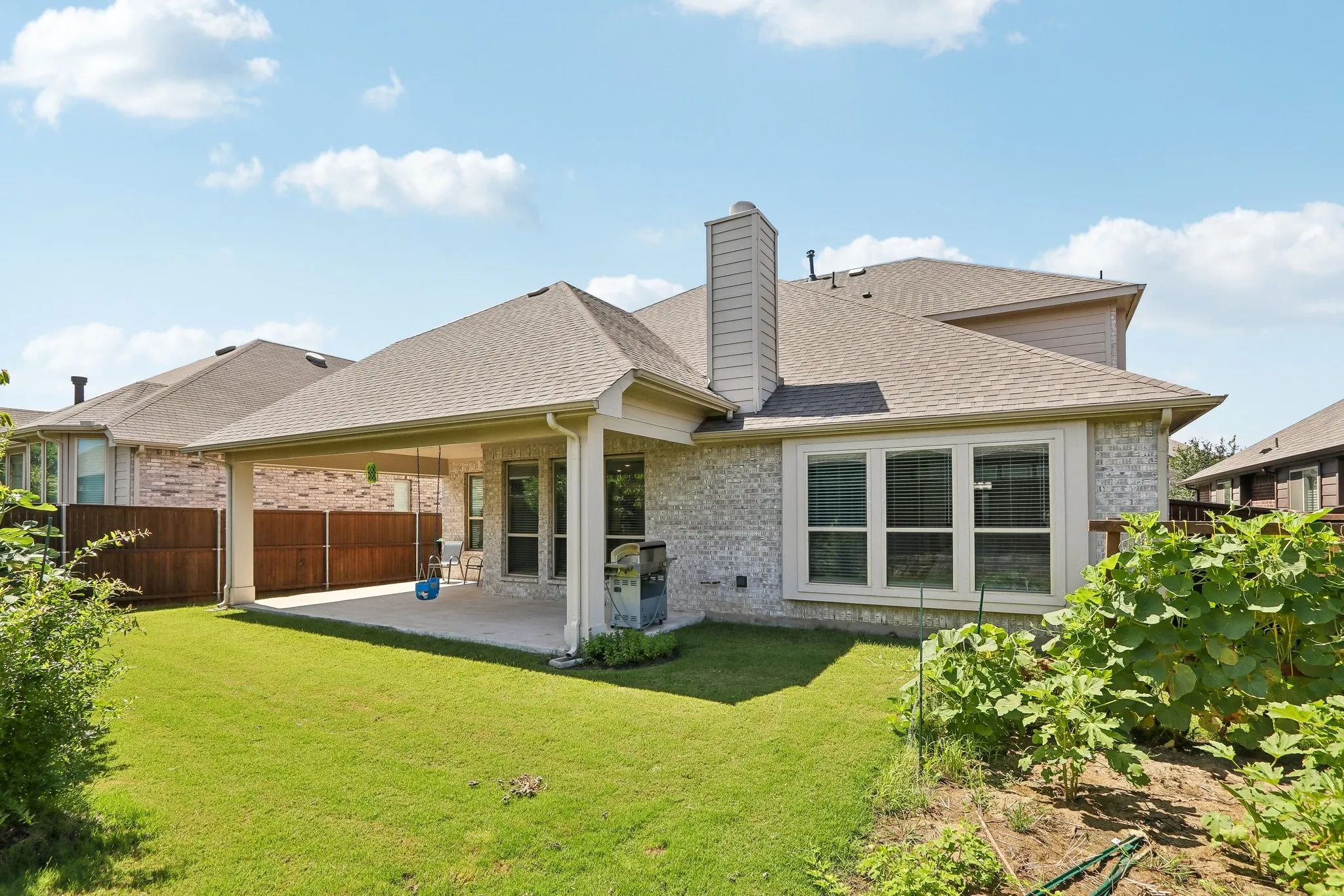 Single Family Residence For Sale in Denton County , 1409 Thrasher Drive, Little Elm, Texas 75068, 4 Bedroom, 4 Bathroom, 2 Garage spaces, 3,437 Sqft, built in 2020, Price $534,999, mls#21304867, Real Estate Agent in Little Elm, Homes For Sale in Denton county, Homes For Sale in Little Elm, Realtor in Little Elm Texas, Real Estate Brokerage Independent Realty Texas, Luminita Cordes Realtor