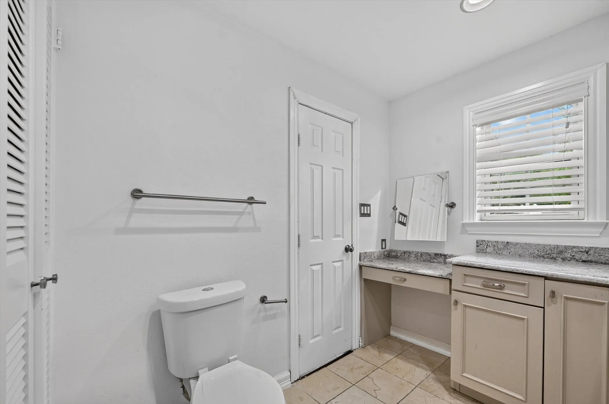 Single Family Residence For Sale in Dallas County , 14126 Brookridge Circle, Dallas, Texas 75254, 6 Bedroom, 6 Bathroom, 2 Garage spaces, 5,786 Sqft, built in 1961, mls#21304037, Real Estate Agent in Dallas, Homes For Sale in Dallas county, Homes For Sale in Dallas, Realtor in Dallas Texas, Real Estate Brokerage Independent Realty Texas, Luminita Cordes Realtor