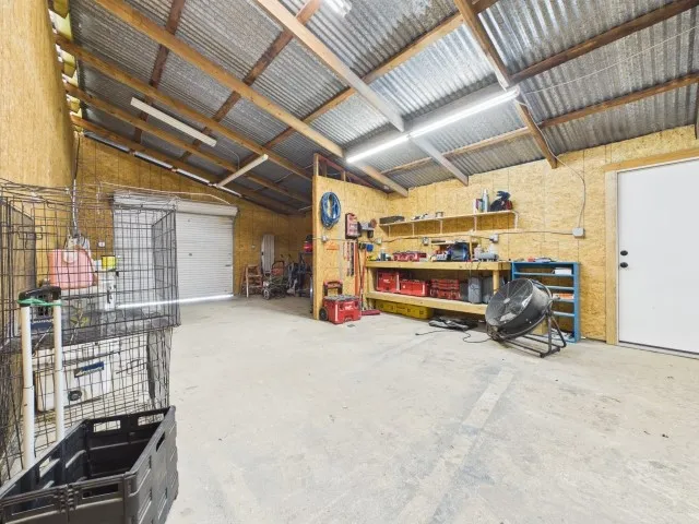 Single Family Residence For Sale in Henderson County , 7491 State Highway 19 S, Athens, Texas 75751, 3 Bedrooms, 2 Bathrooms, Garage spaces, 2,000 Sqft, built in 1946, Price $575,000, mls#21307000, Real Estate Agent in Athens, Homes For Sale in Henderson county, Homes For Sale in Athens, Realtor in Athens Texas, Real Estate Brokerage Independent Realty Texas, Luminita Cordes Realtor