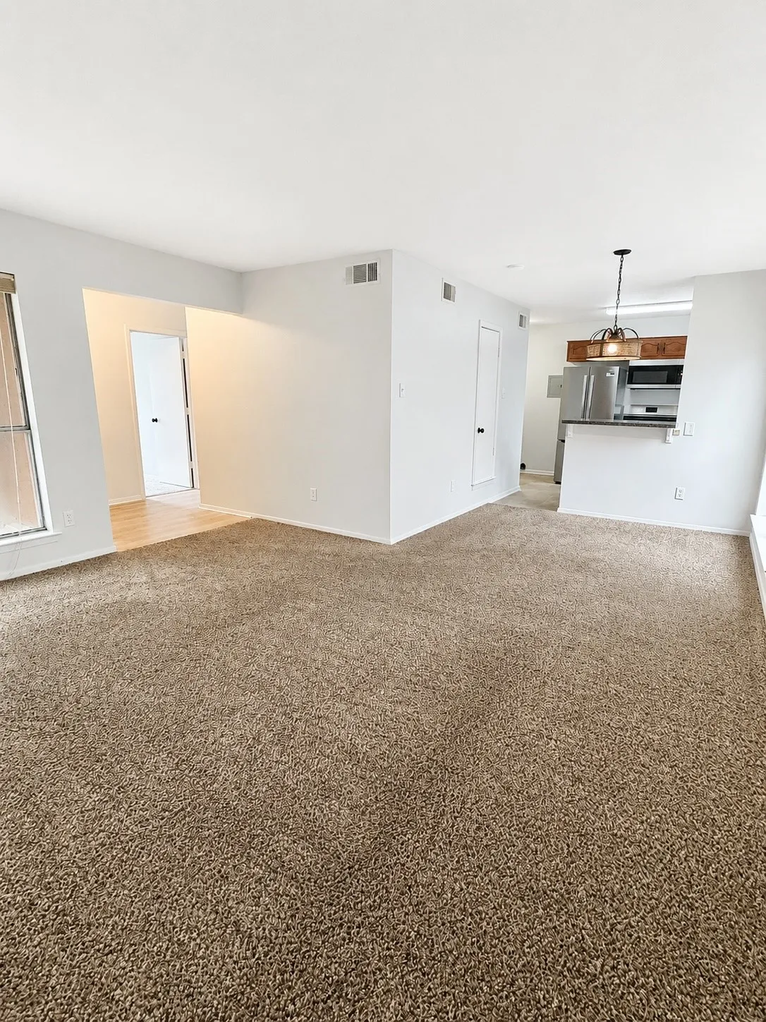 bedroom 1 with ensuite virtually staged.