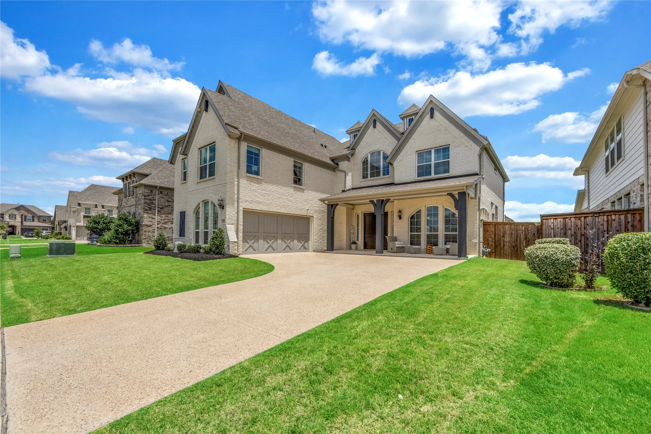 Single Family Residence For Sale in Johnson County , 1112 Maverick Drive, Mansfield, Texas 76063, 5 Bedrooms, 5 Bathrooms, 1 Garage spaces, 5,175 Sqft, built in 2022, Price $969,500, mls#21305557, Real Estate Agent in Mansfield, Homes For Sale in Johnson county, Homes For Sale in Mansfield, Realtor in Mansfield Texas, Real Estate Brokerage Independent Realty Texas, Luminita Cordes Realtor